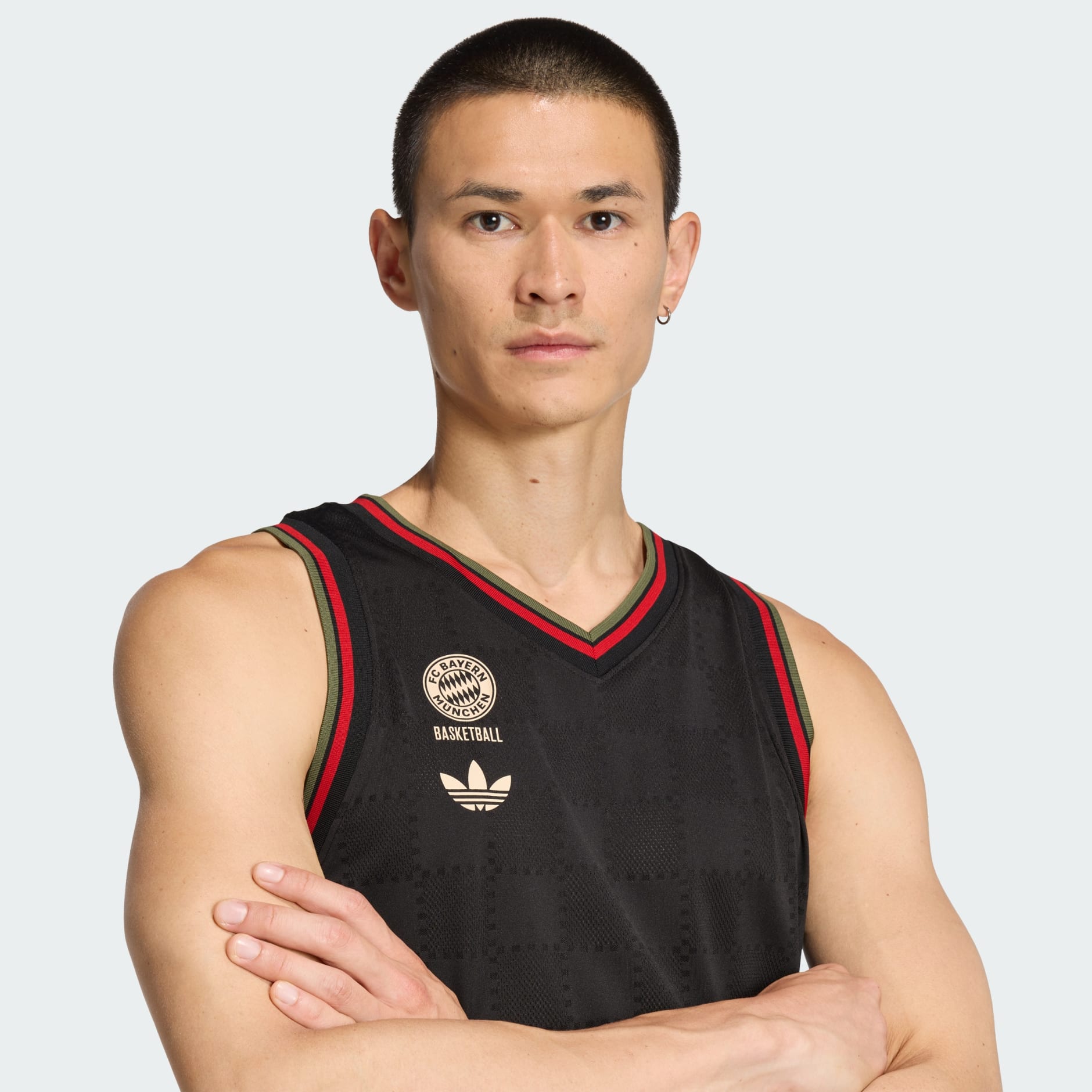 Ko&scaron;arka&scaron;ki treći dres FC Bayern Basketball