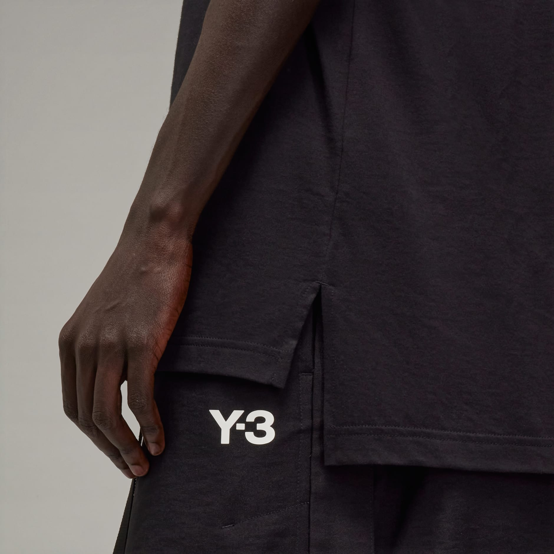 Y-3 3-Stripes Short Sleeve Tee - Black | adidas Hong Kong