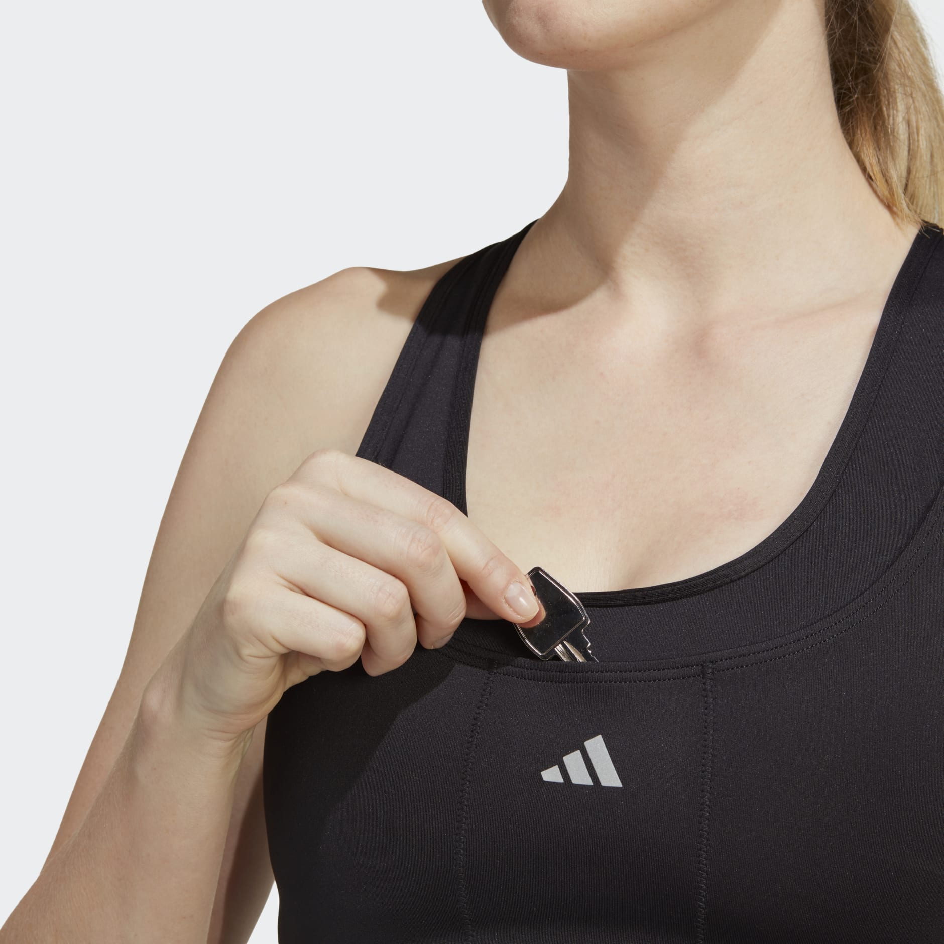 adidas Run Pocket Medium-Support Bra - Black