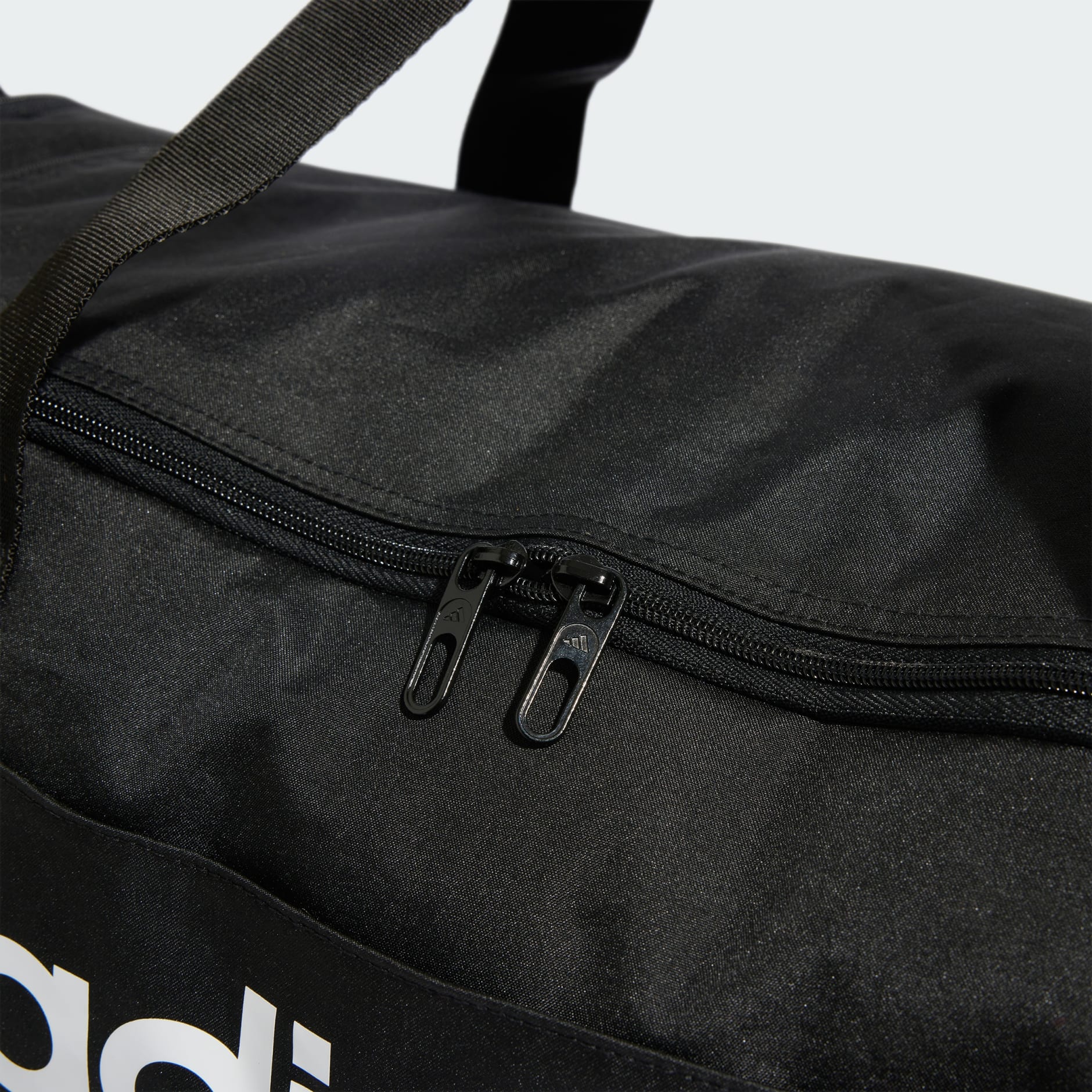 Linear Duffel Medium