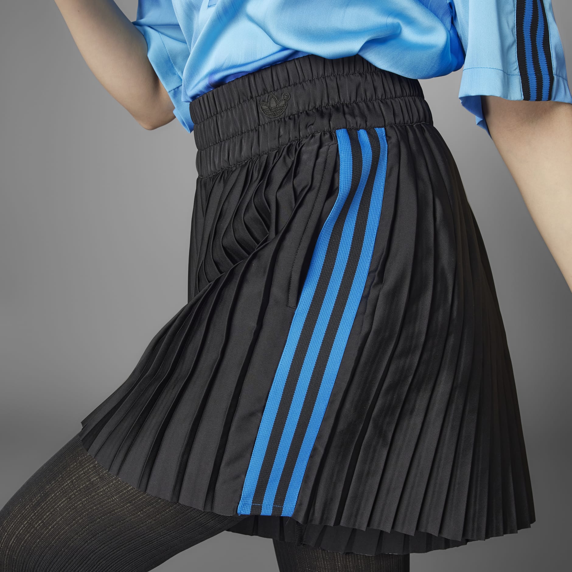 شورت Blue Version Pleated