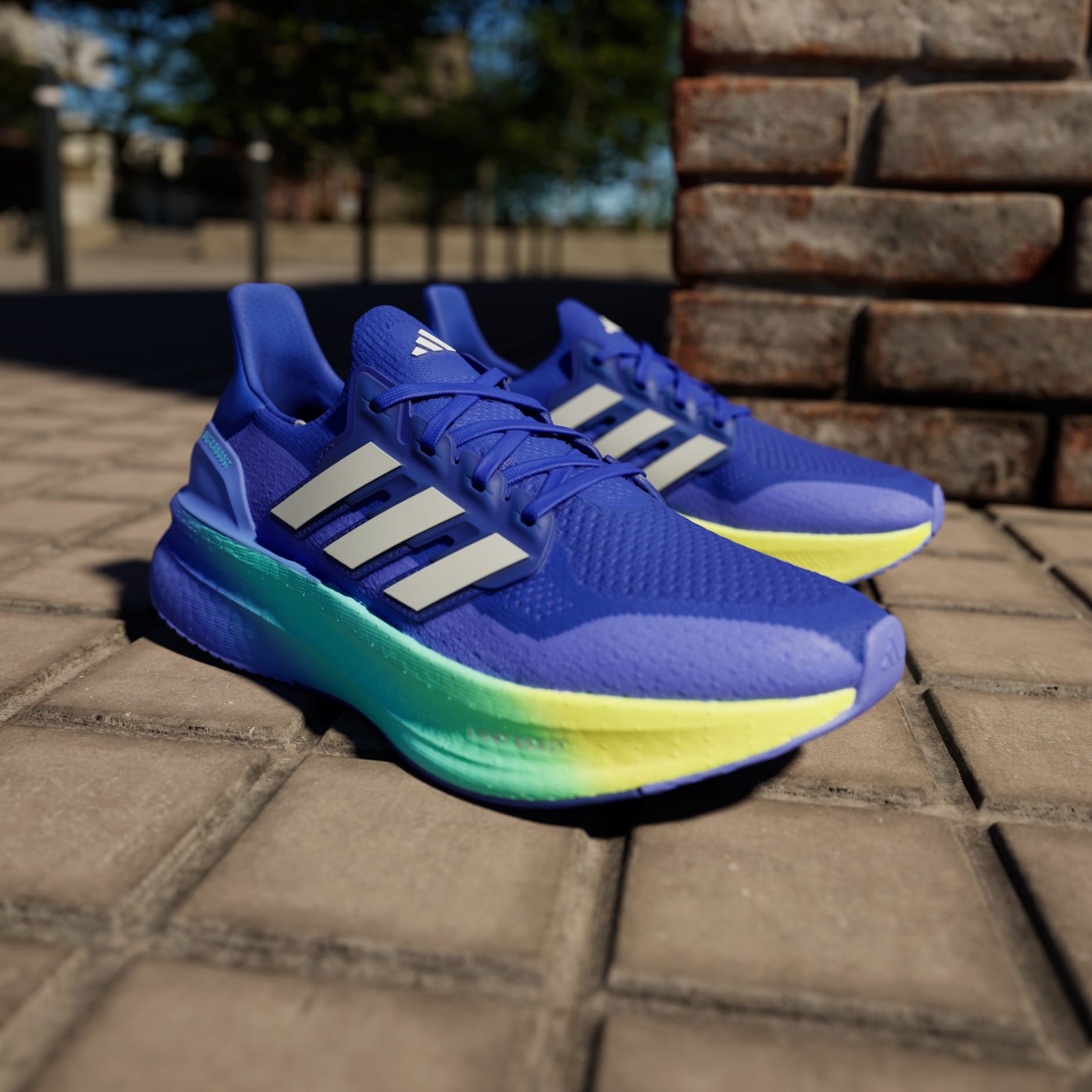 ULTRABOOST 5