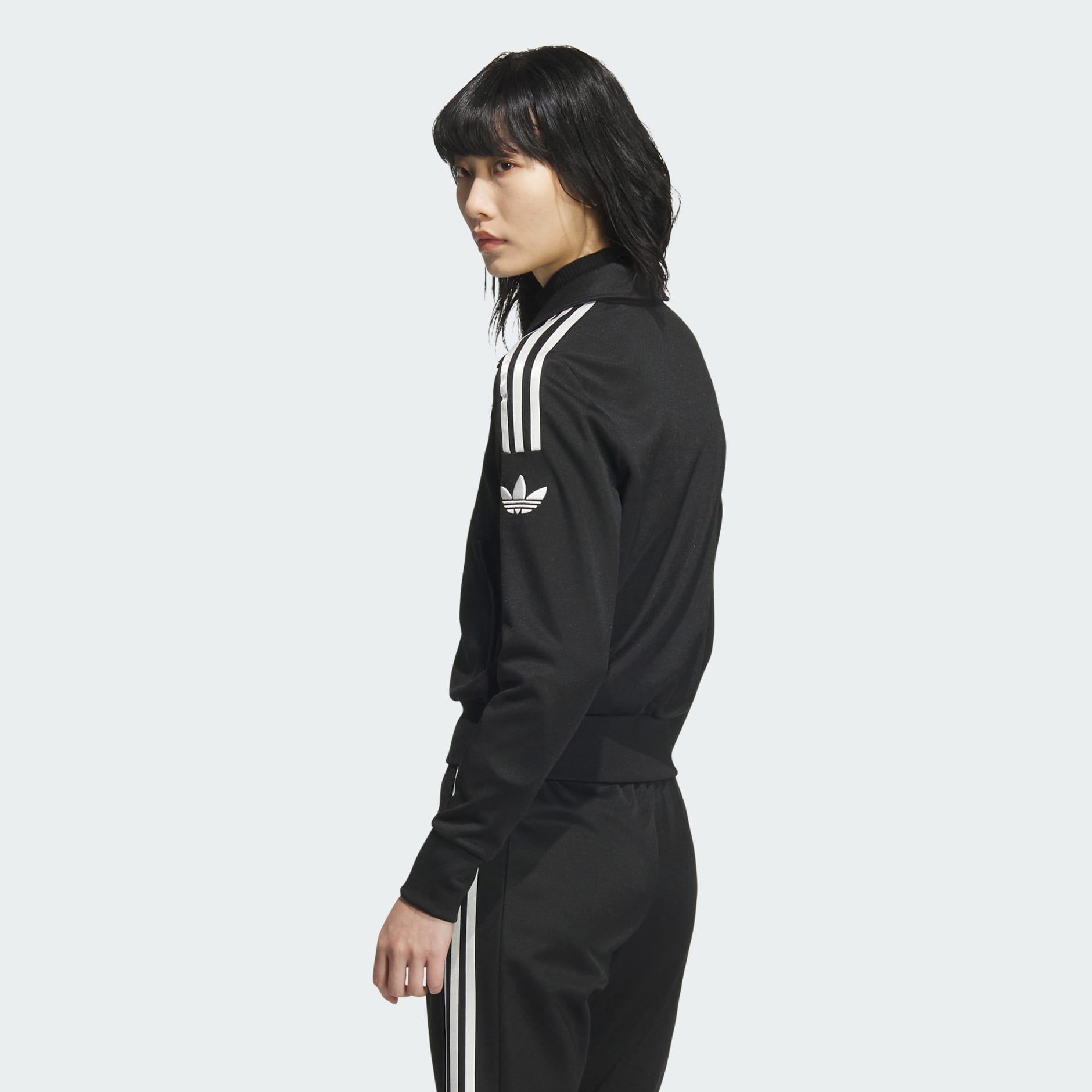 Retro Trefoil Track Top - Black | adidas Hong Kong