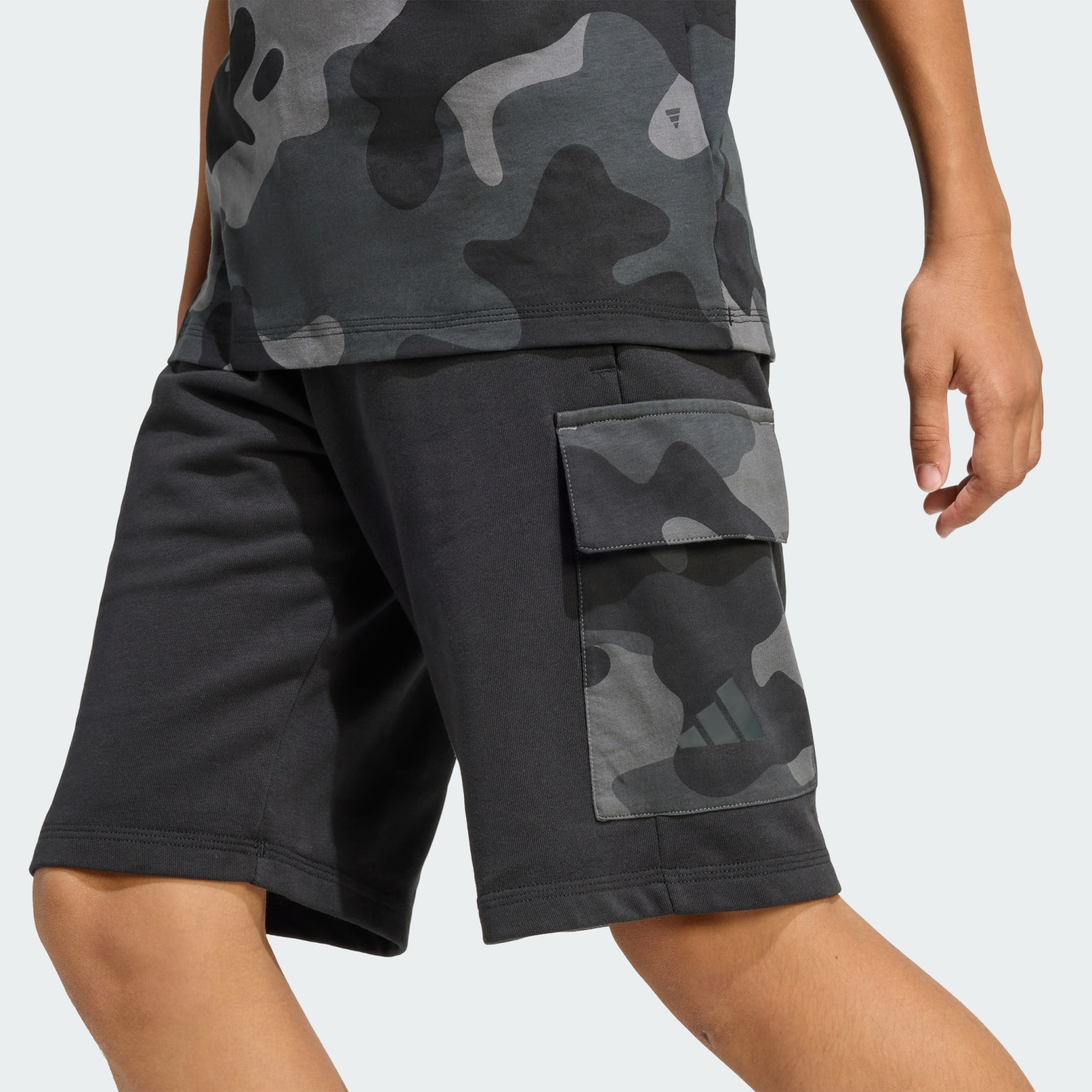 SEASONALS CAMO SHORTS