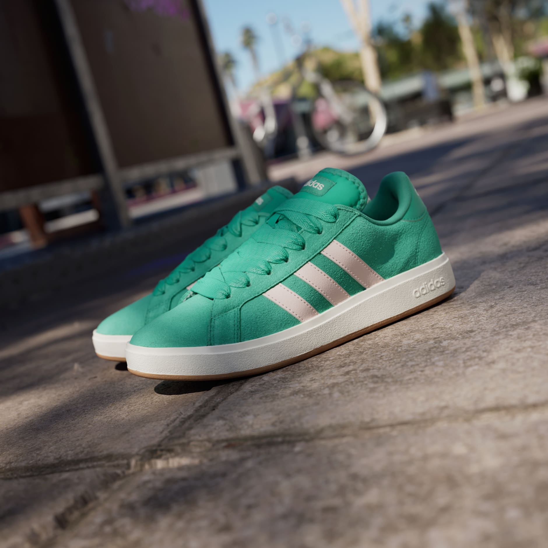 Tenisice Grand Court Base 00s