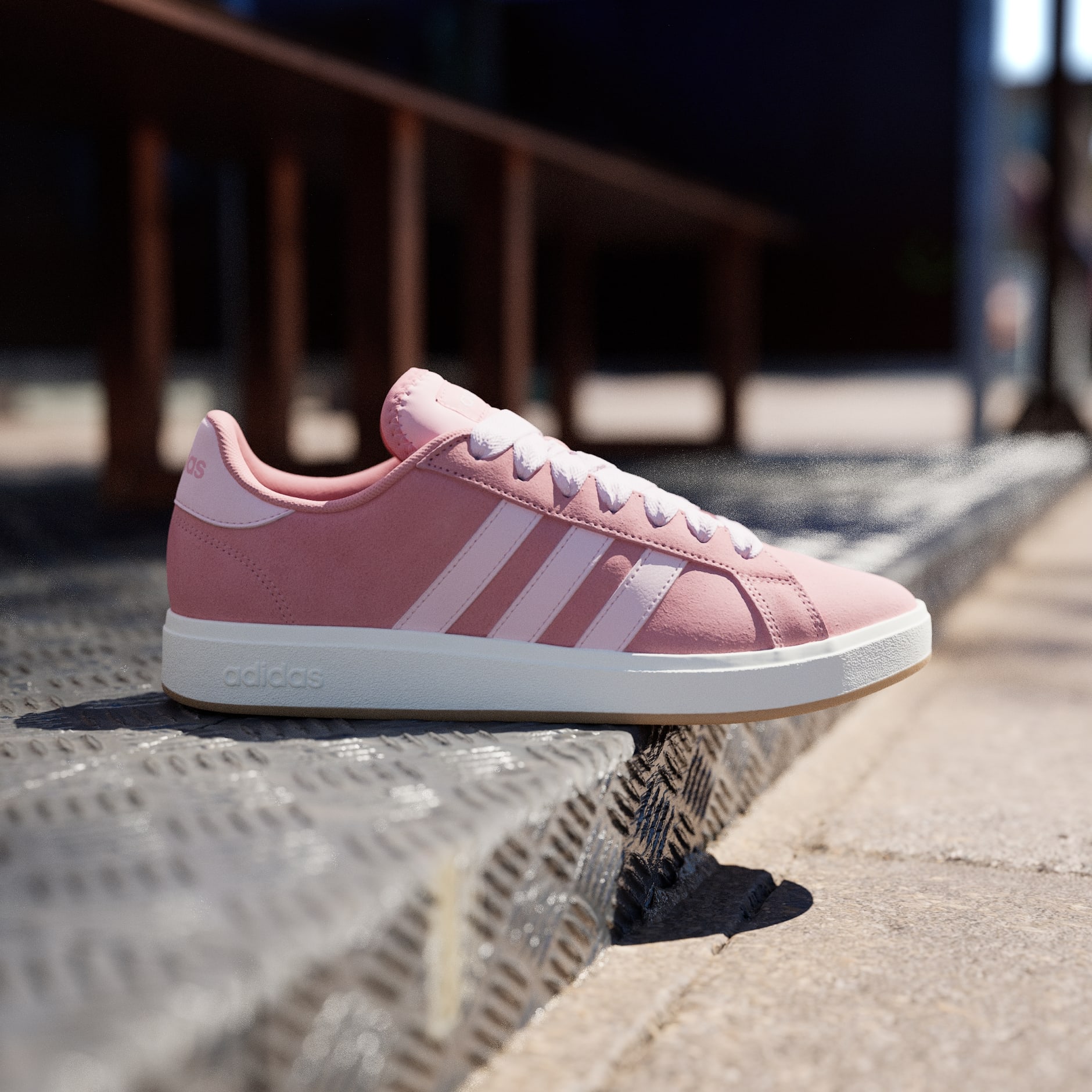 Grand Court Base 00s 運動鞋