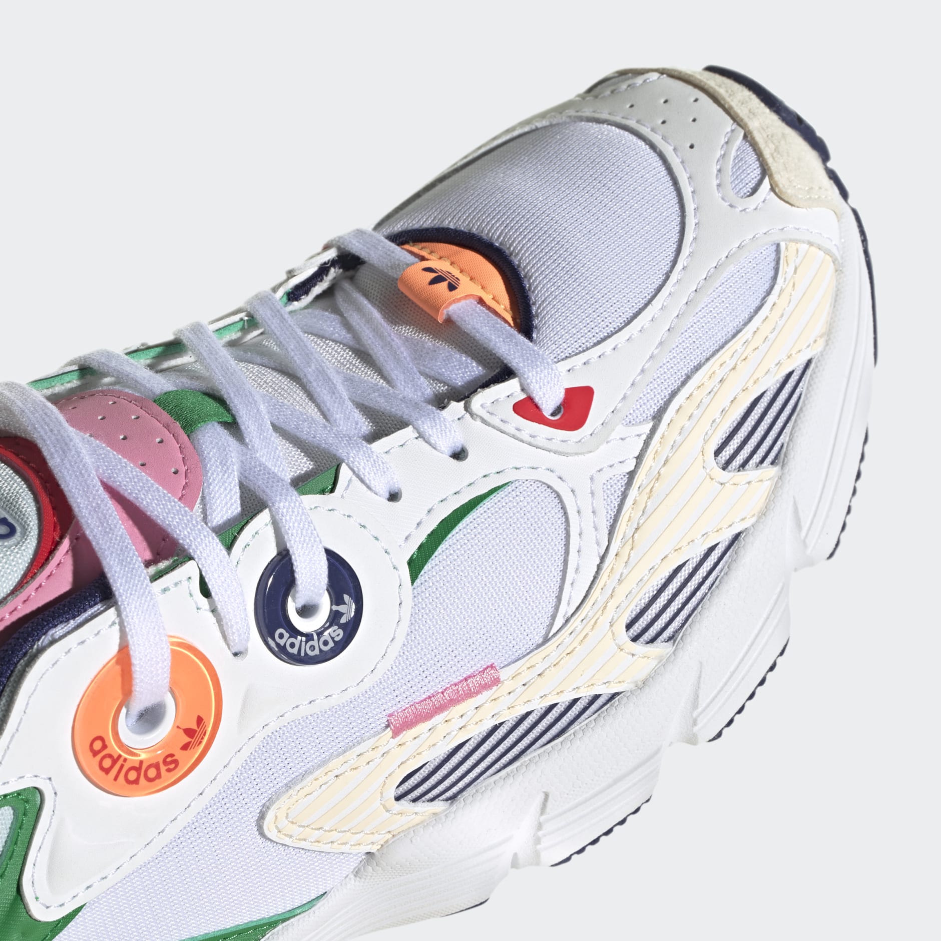 Tenis Astir