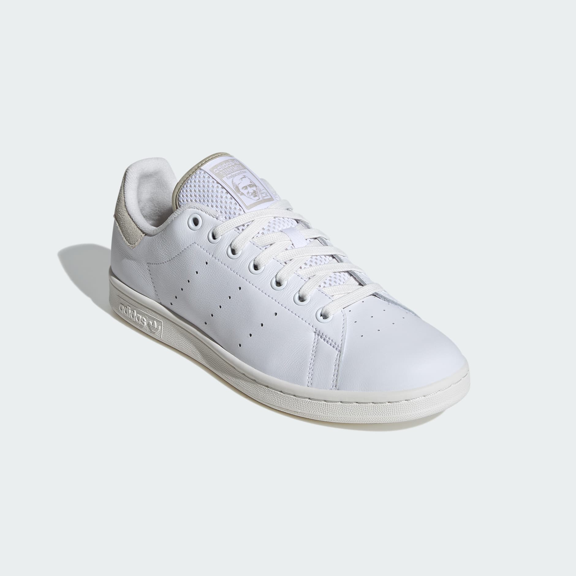 STAN SMITH