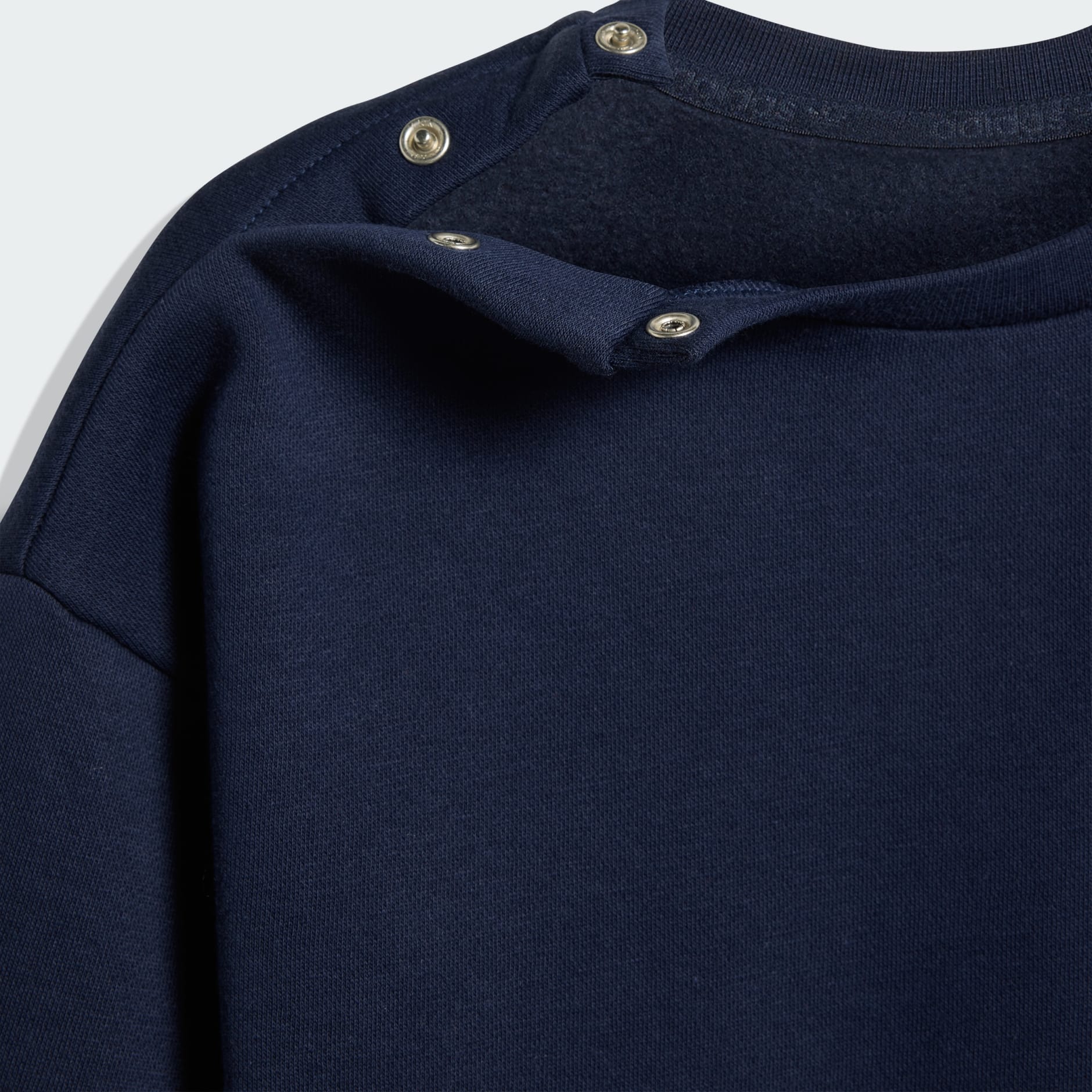 KOMPLET HLAČA &Scaron;IROKOG KROJA CREW