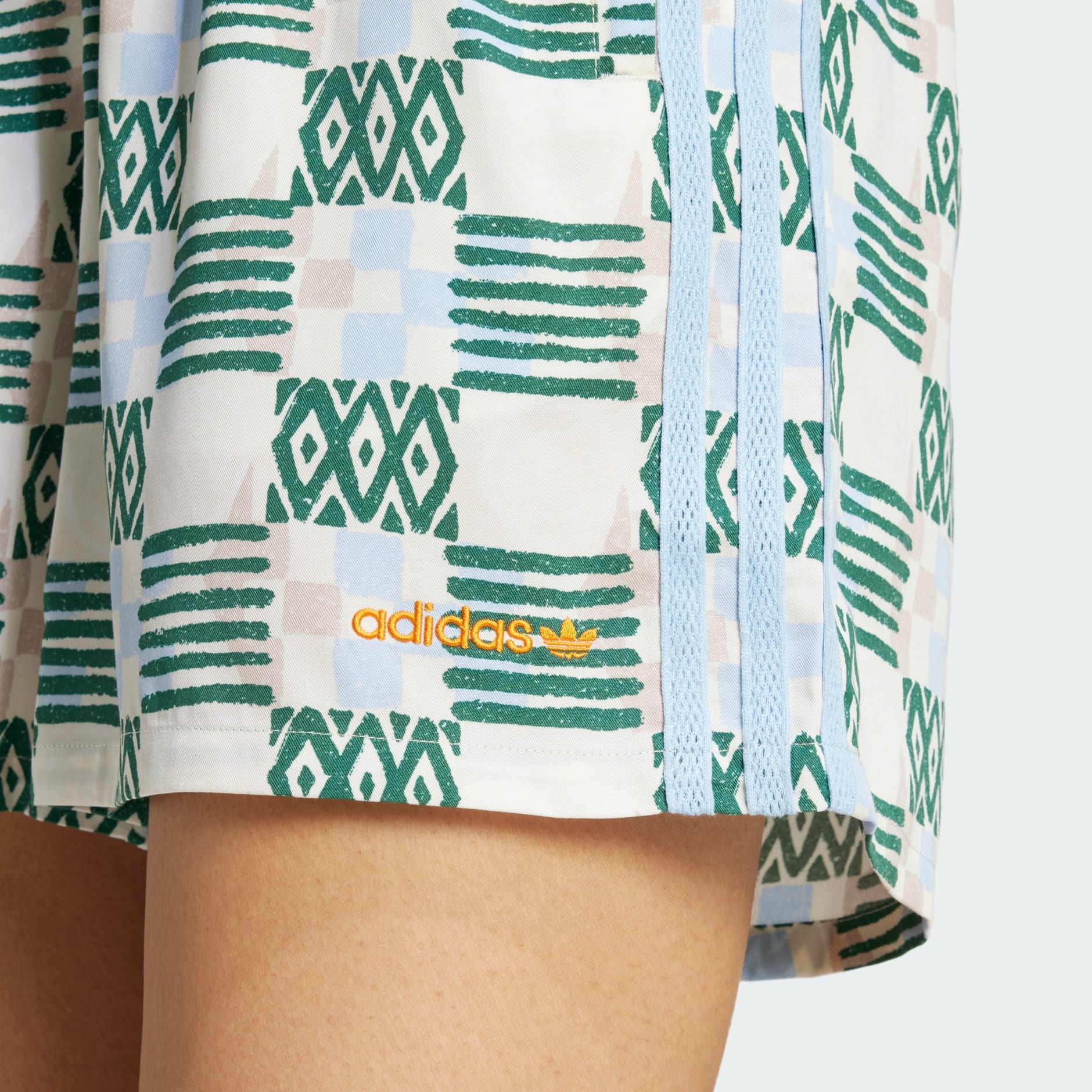 '80s Elongated Shorts