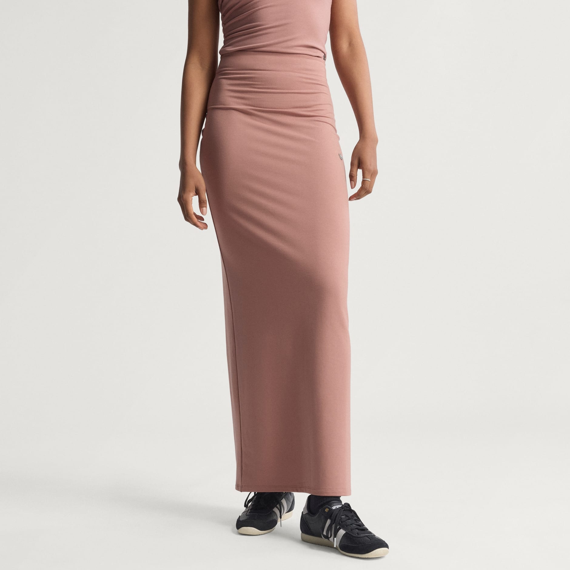 Premium Essentials Skirt