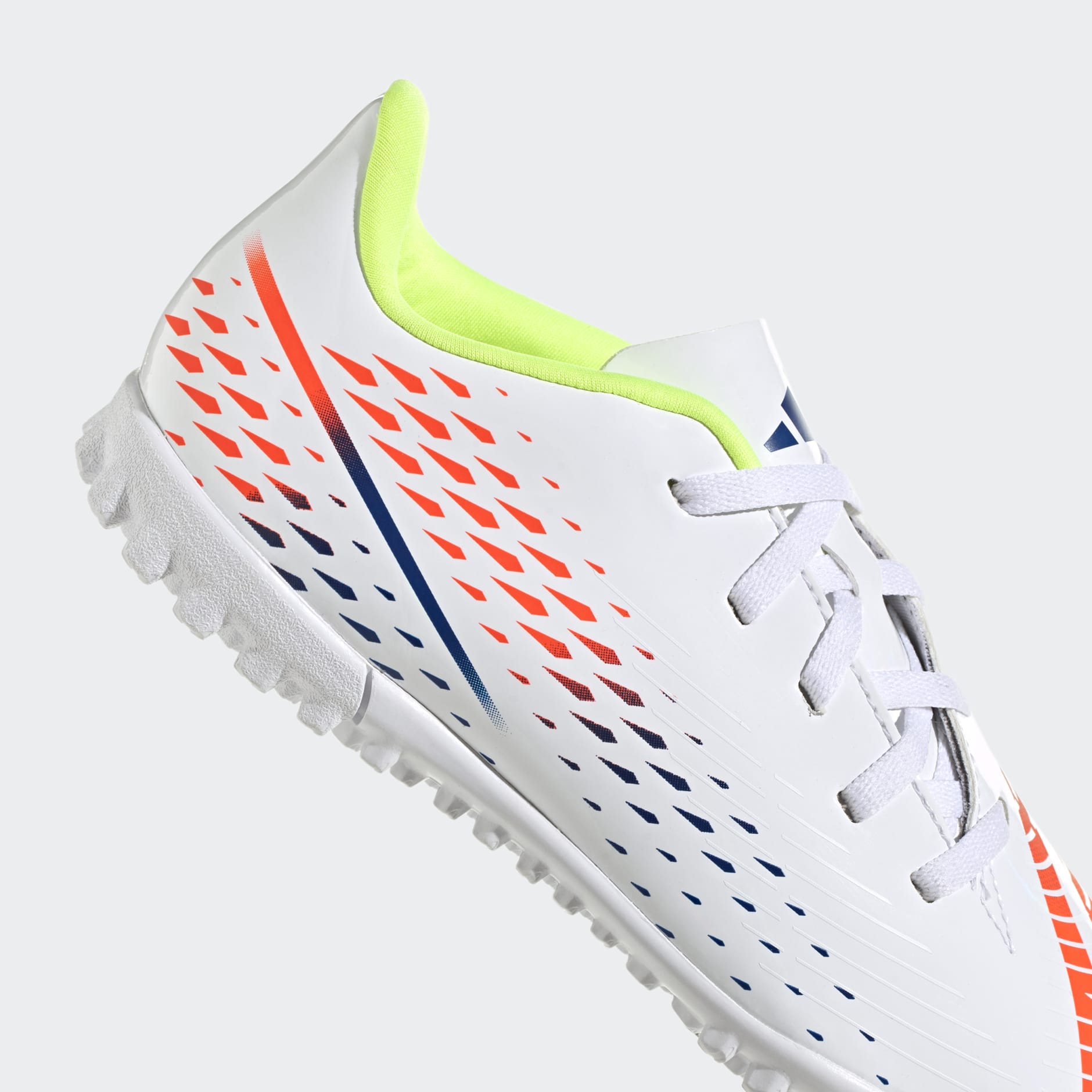 Predator Edge.4 Turf Boots