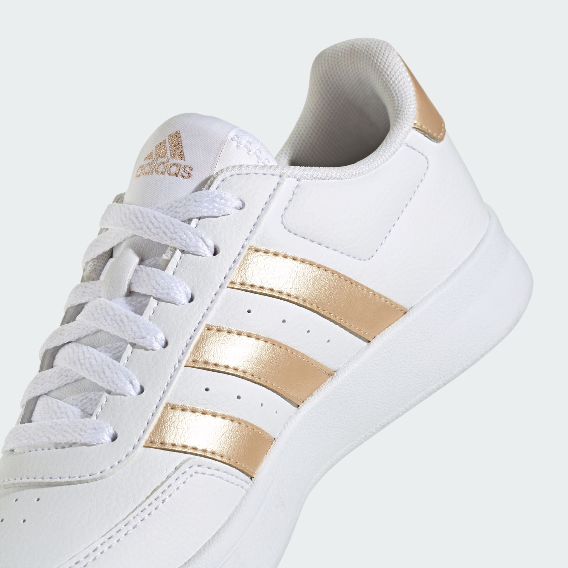 Adidas shoes women 2025 white and gold