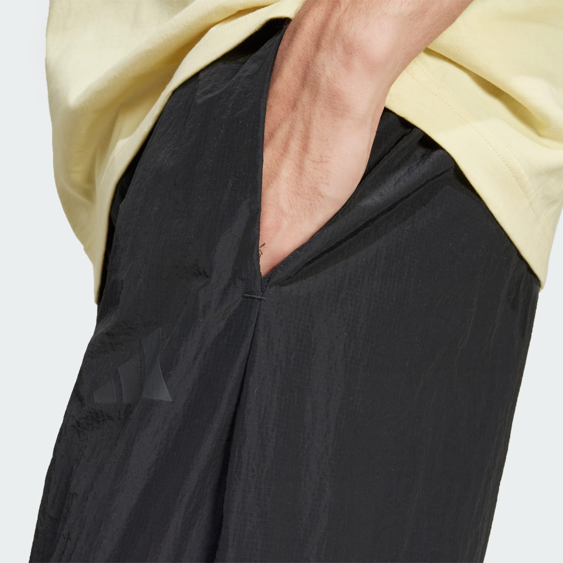 Future Icons 3-Stripes Woven Pants