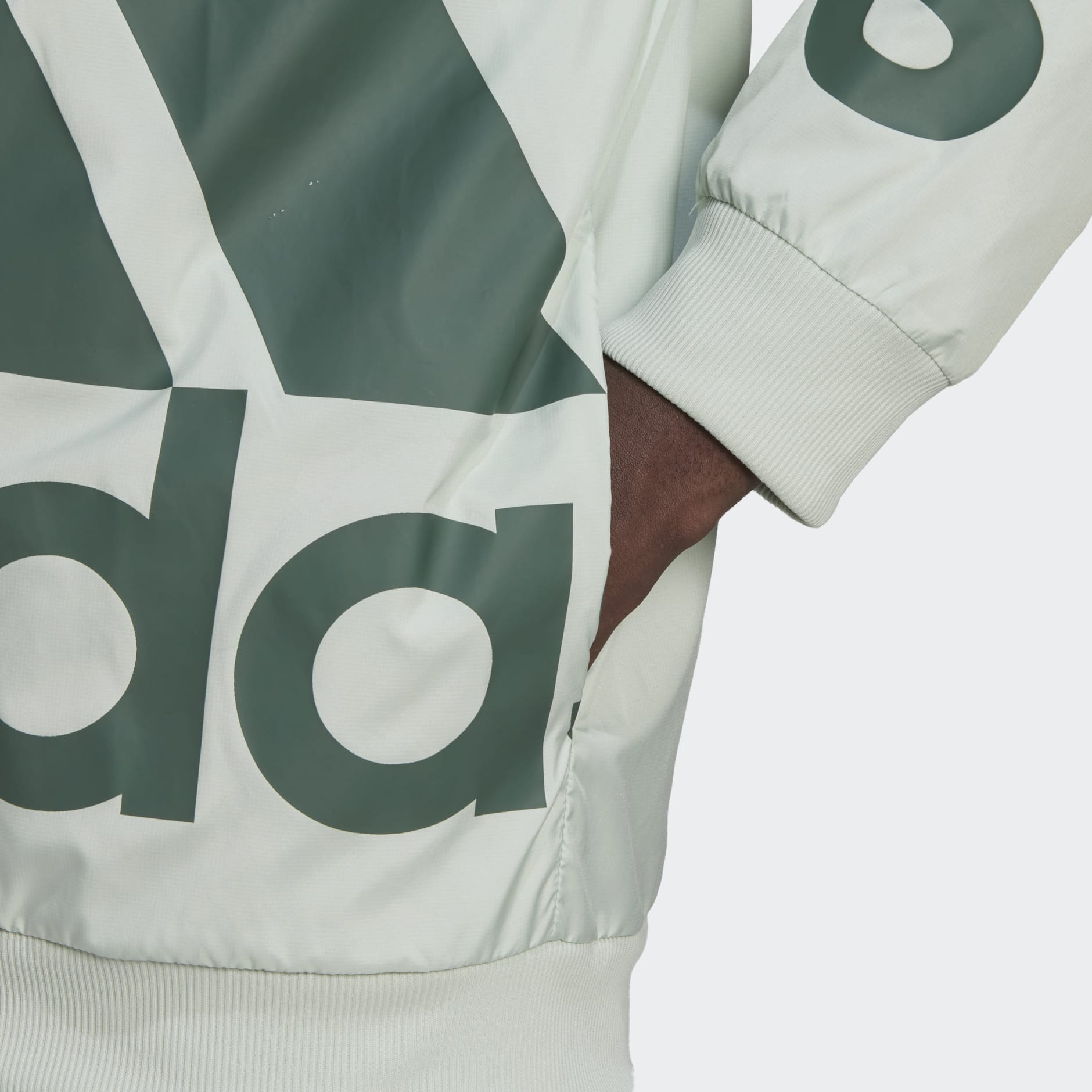 AEROREADY Essentials Giant Logo Woven Windbreaker