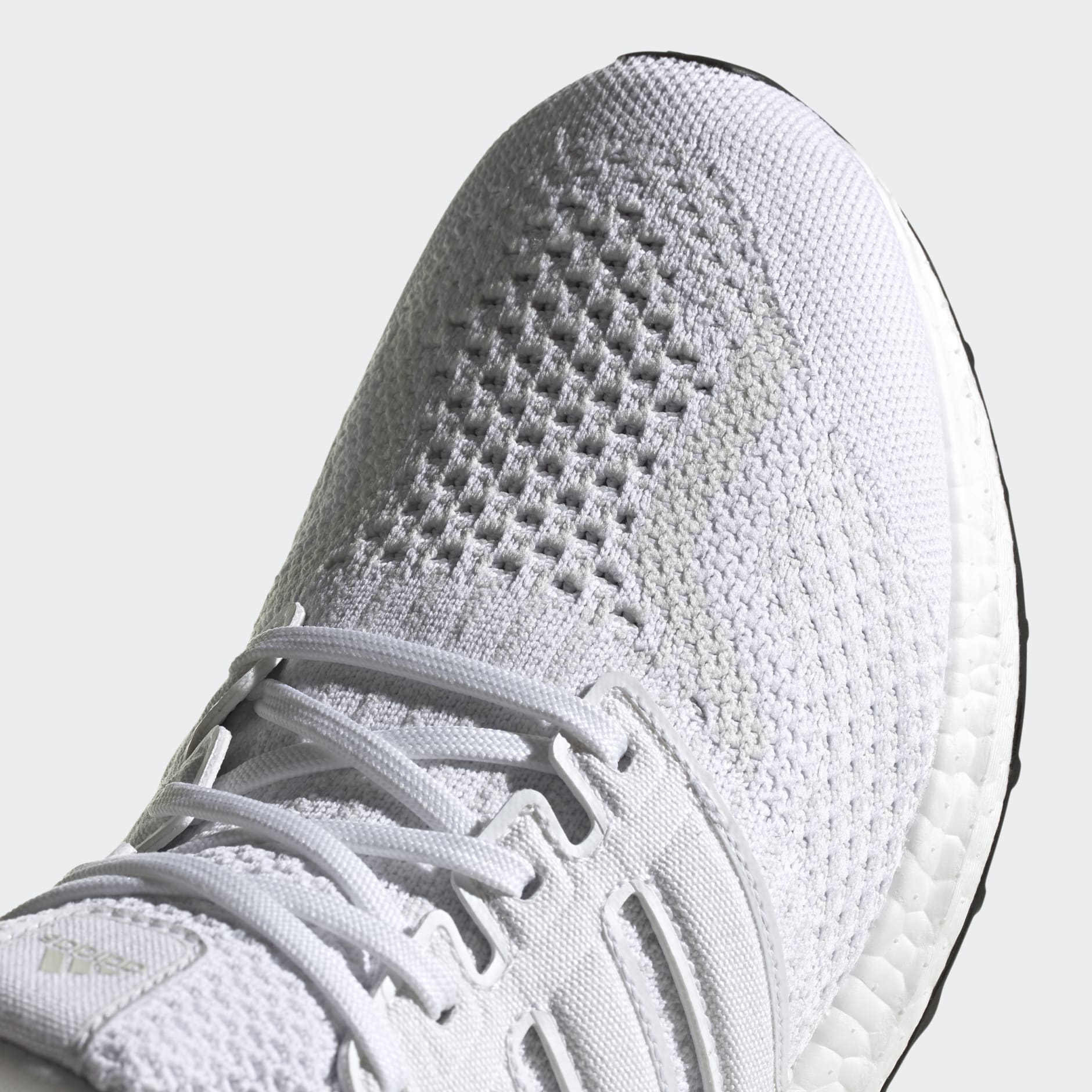 Ultraboost 5.0 DNA Shoes