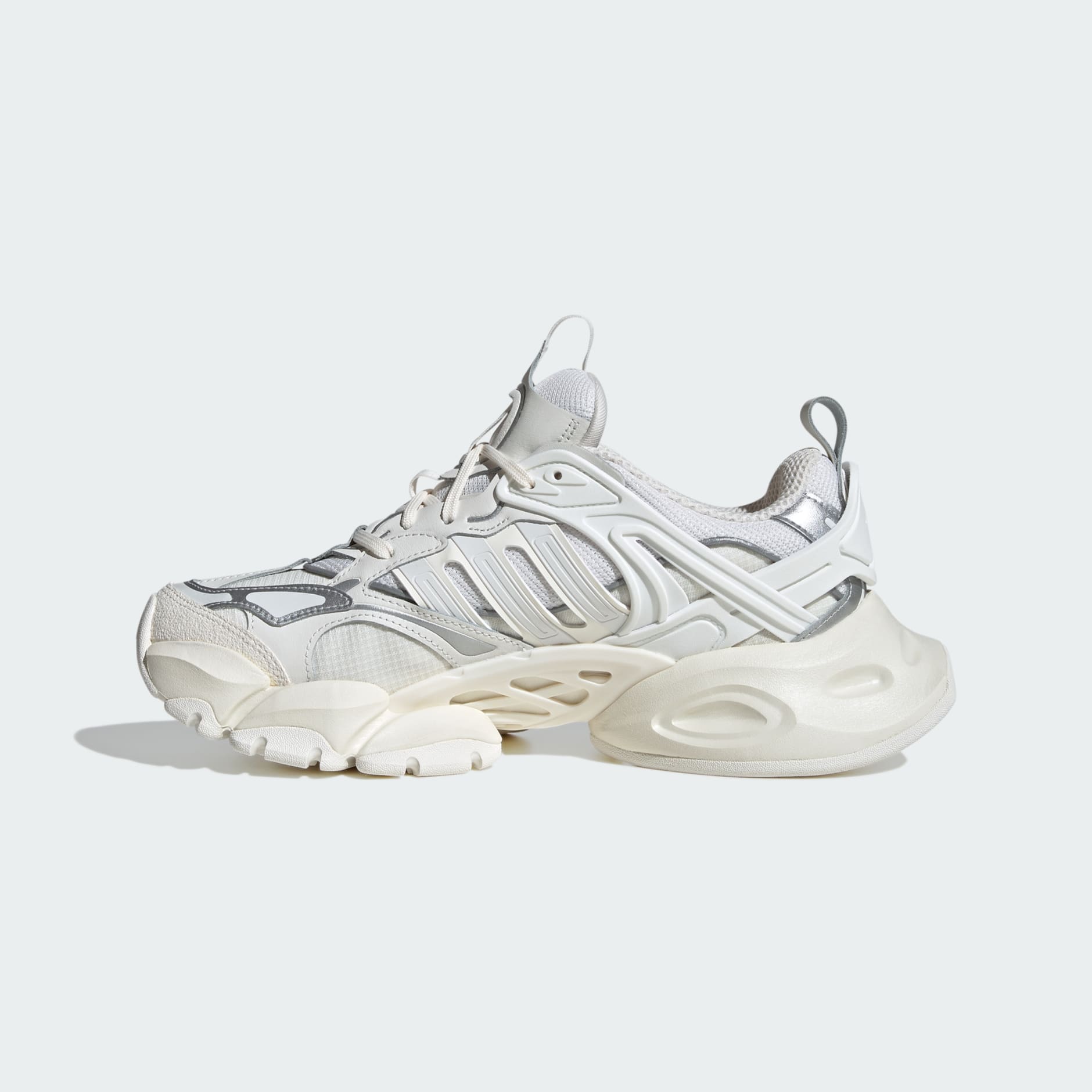 XLG Runner Deluxe Shoes