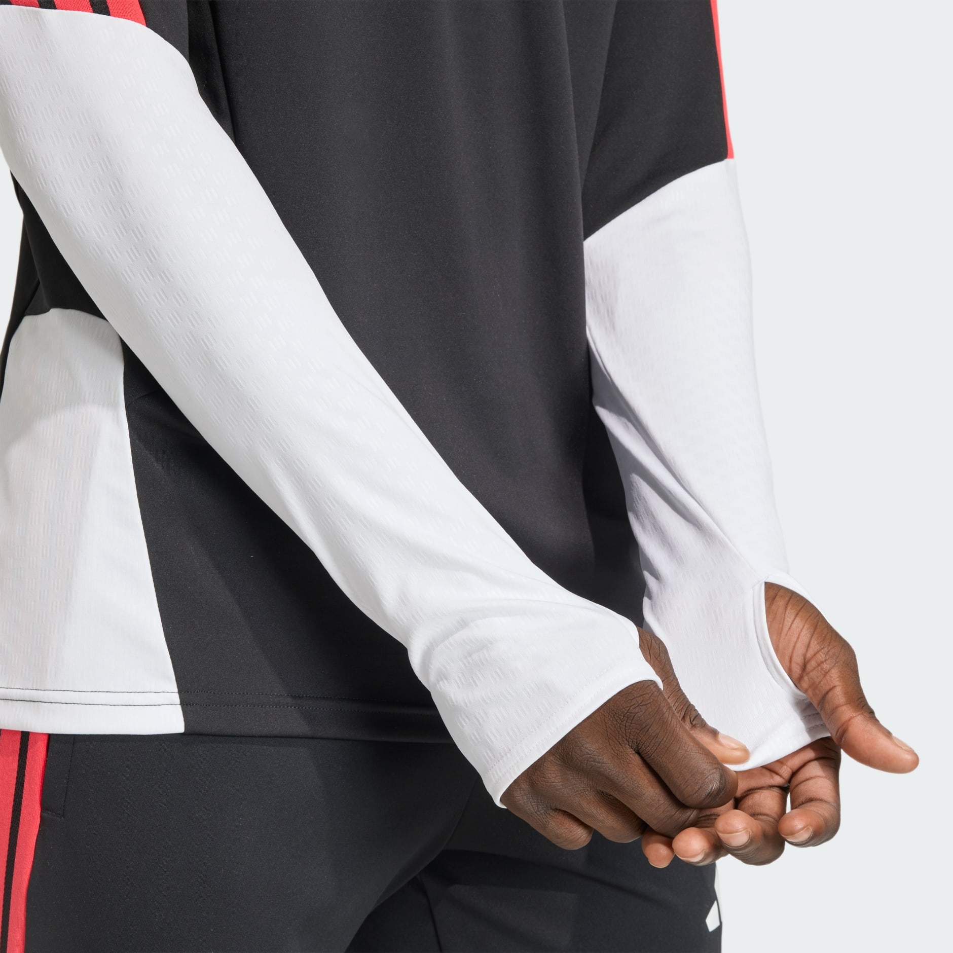 Tiro 26 Competition Training Top