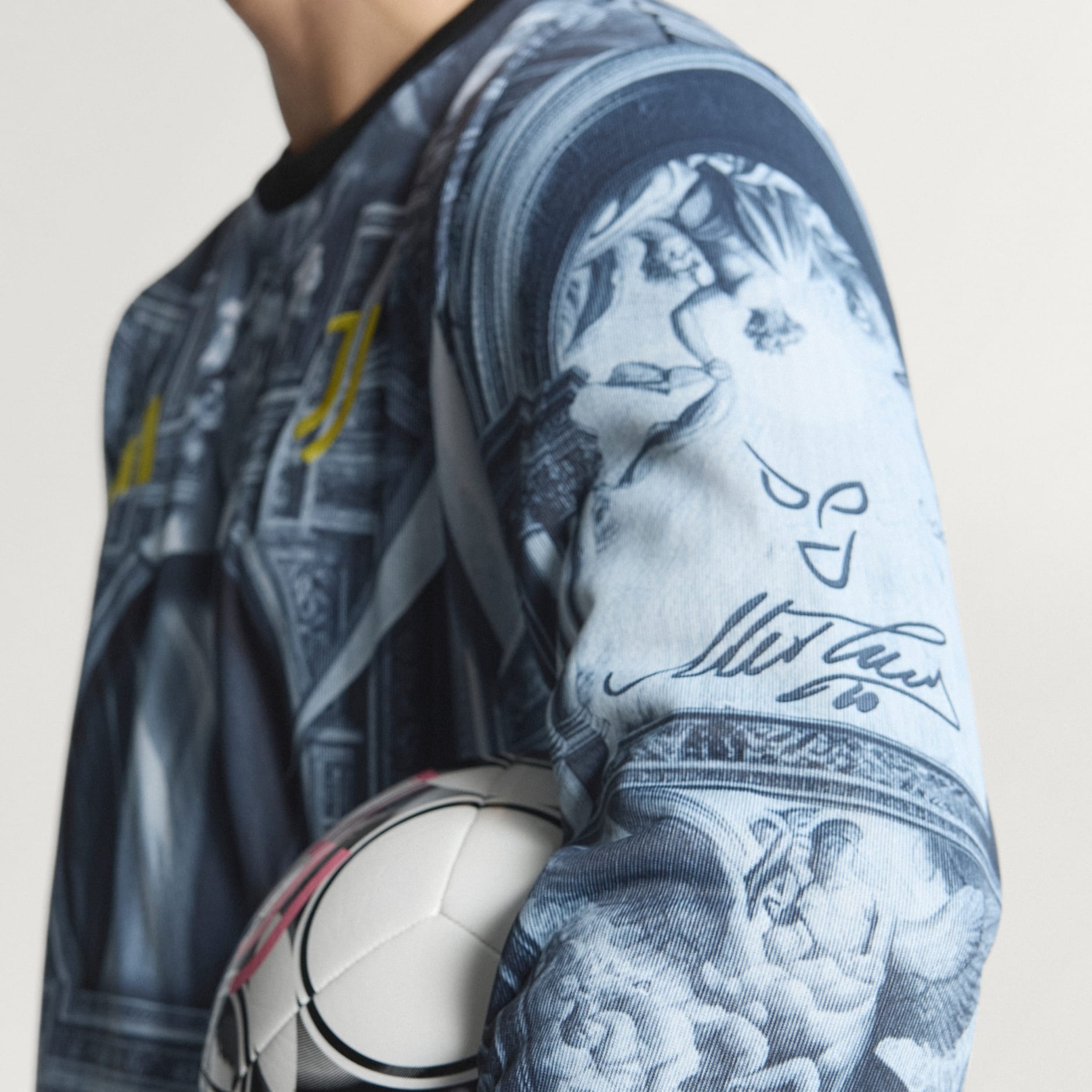 BLUZĂ JUVENTUS 25/26 PRE-MATCH WARM