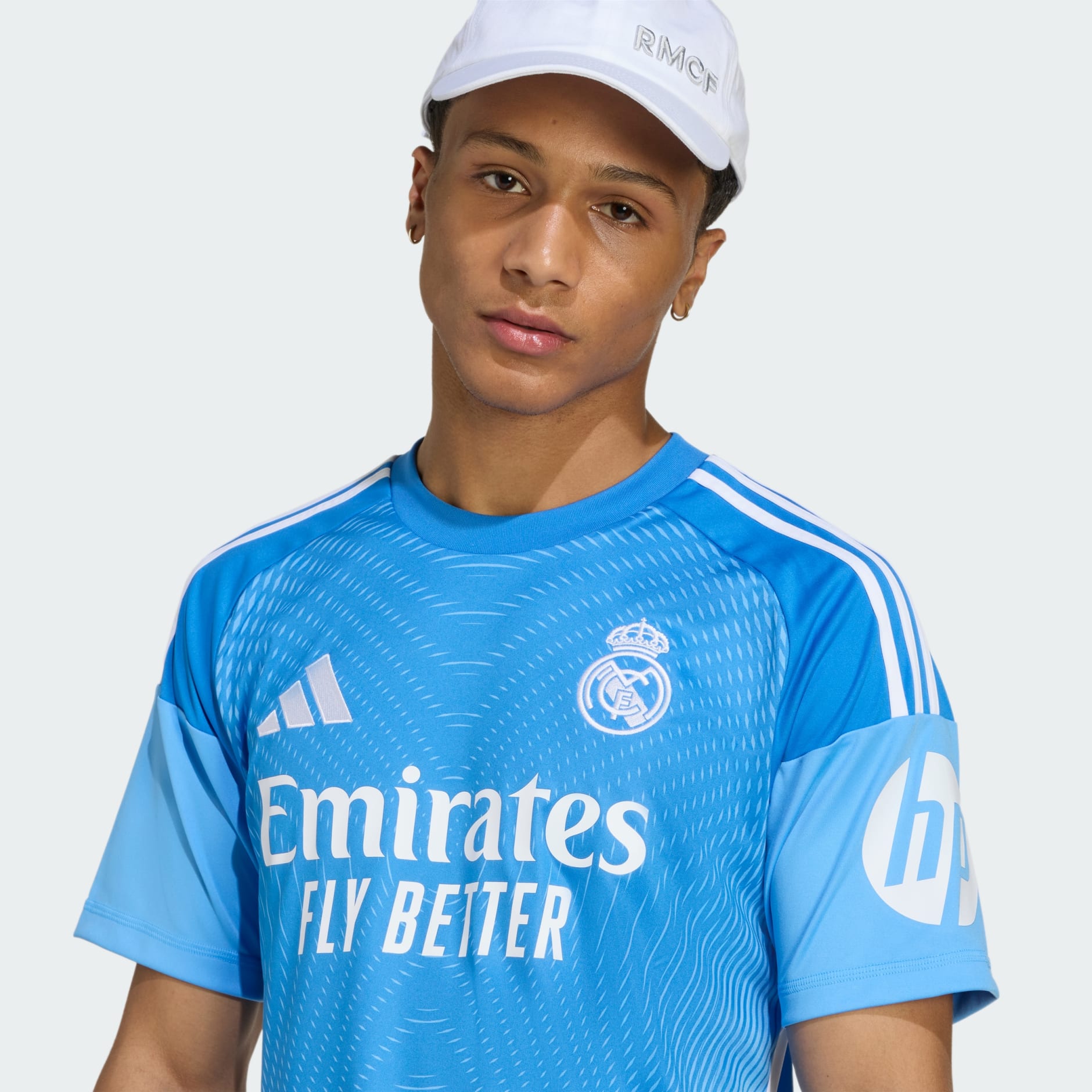 Tricou de portar Real Madrid 25/26 din echipamentul de acasă