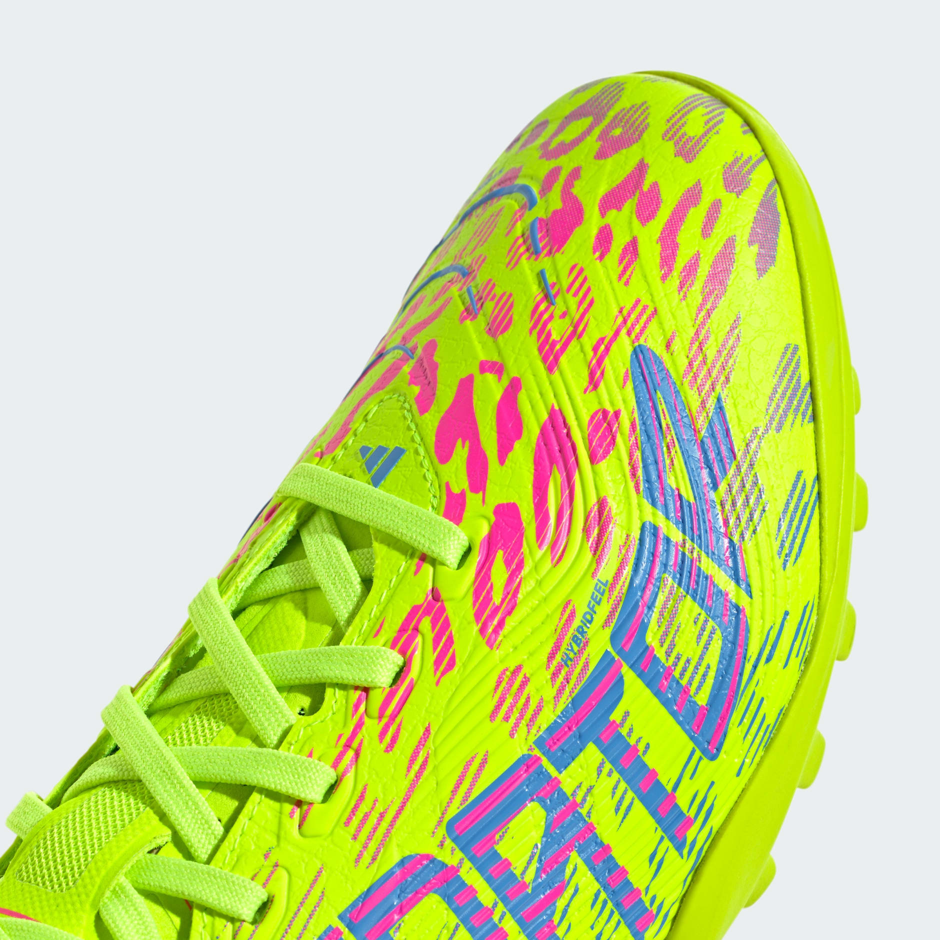 Predator League Turf Boots