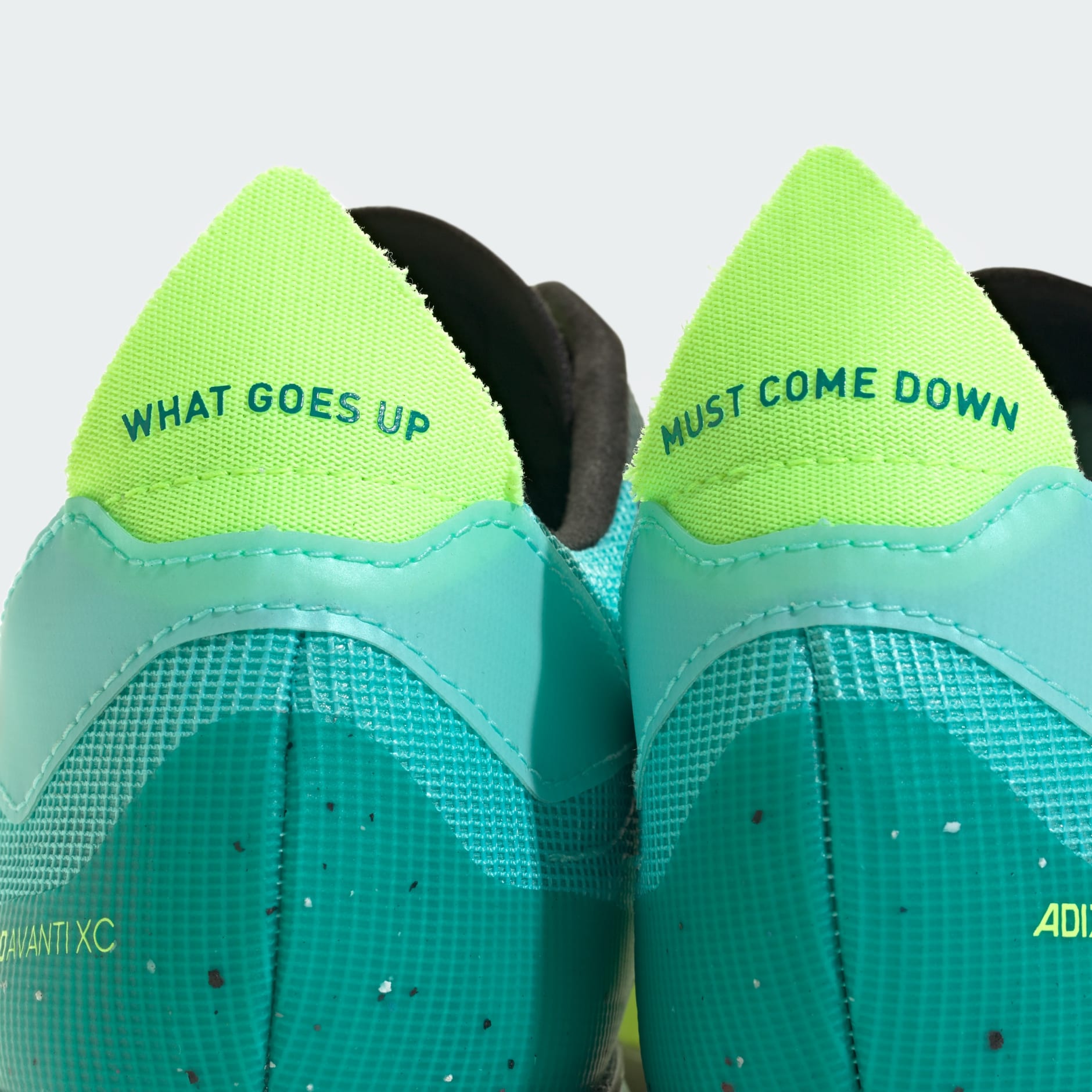 Pantofi Adizero Avanti XC