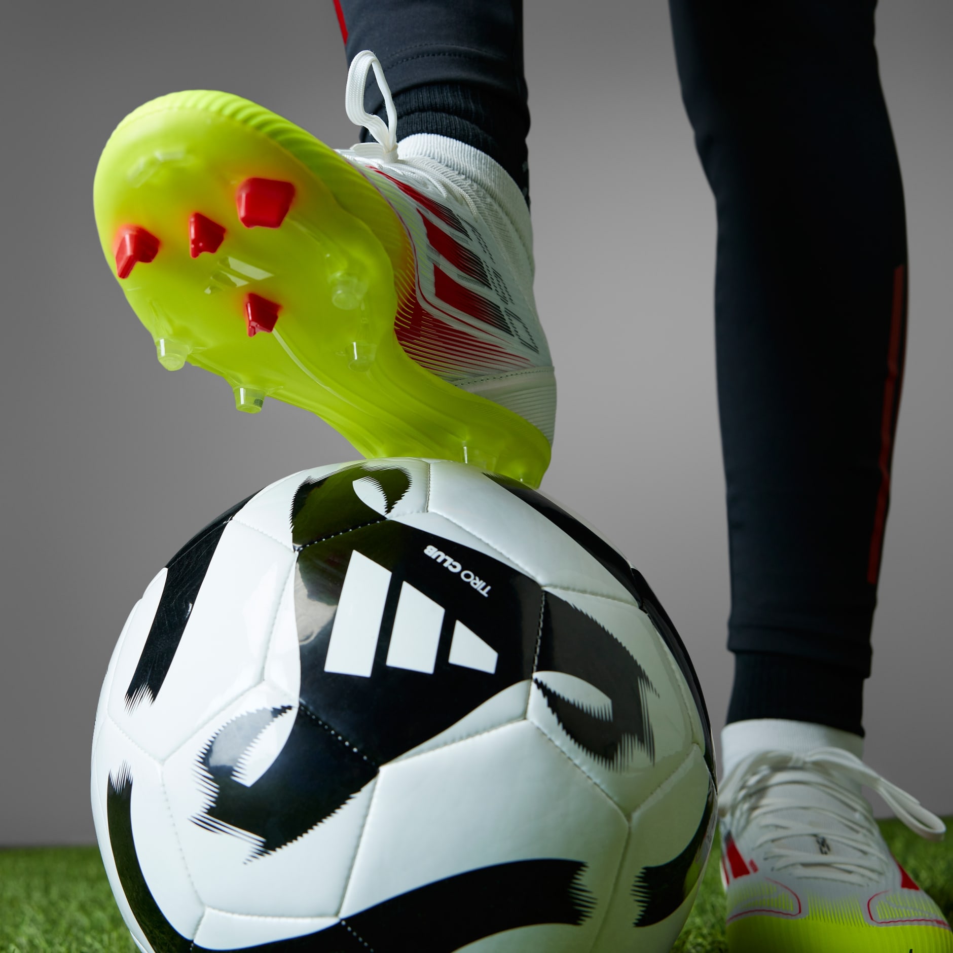 Ghete de fotbal F50 League pentru teren dur/multi-teren