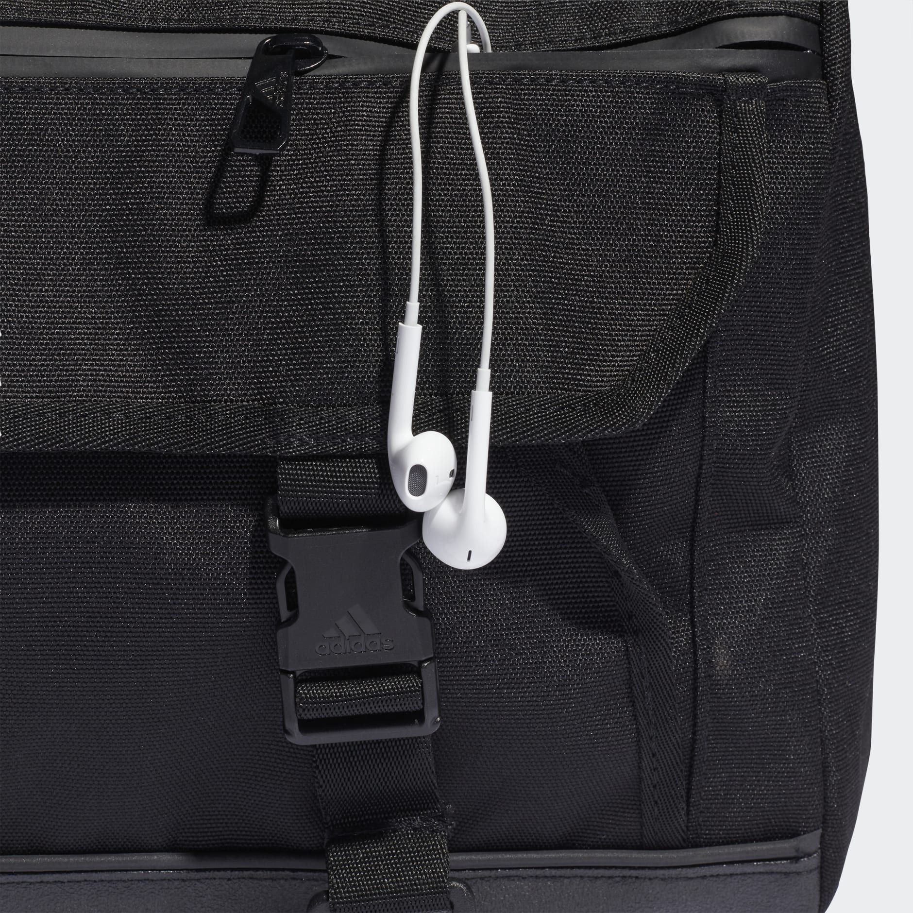 حقيبة 4ATHLTS ID Duffel صغيرة
