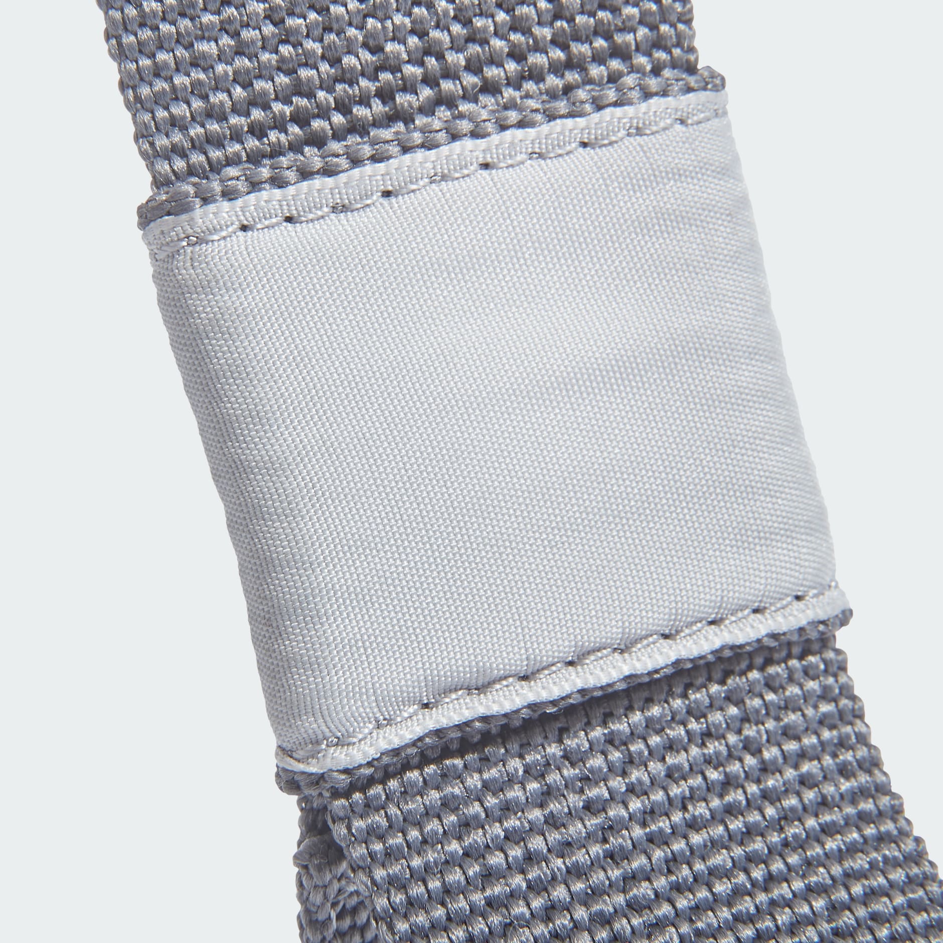 Traka za no&scaron;enje prostirke