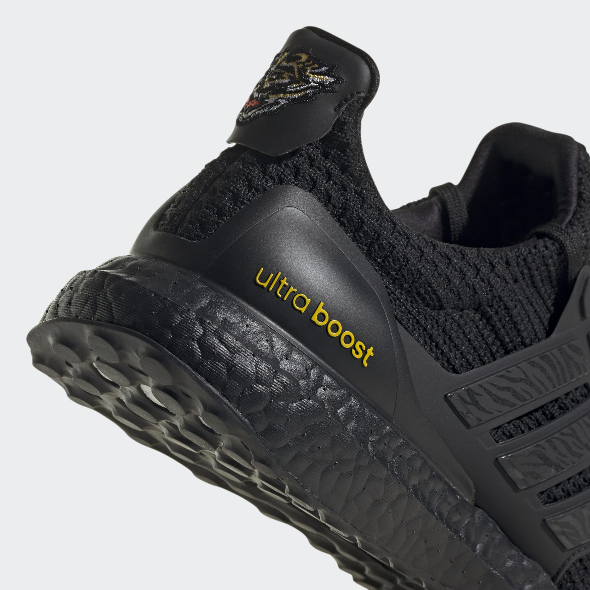 Ultraboost 4 DNA Shoes