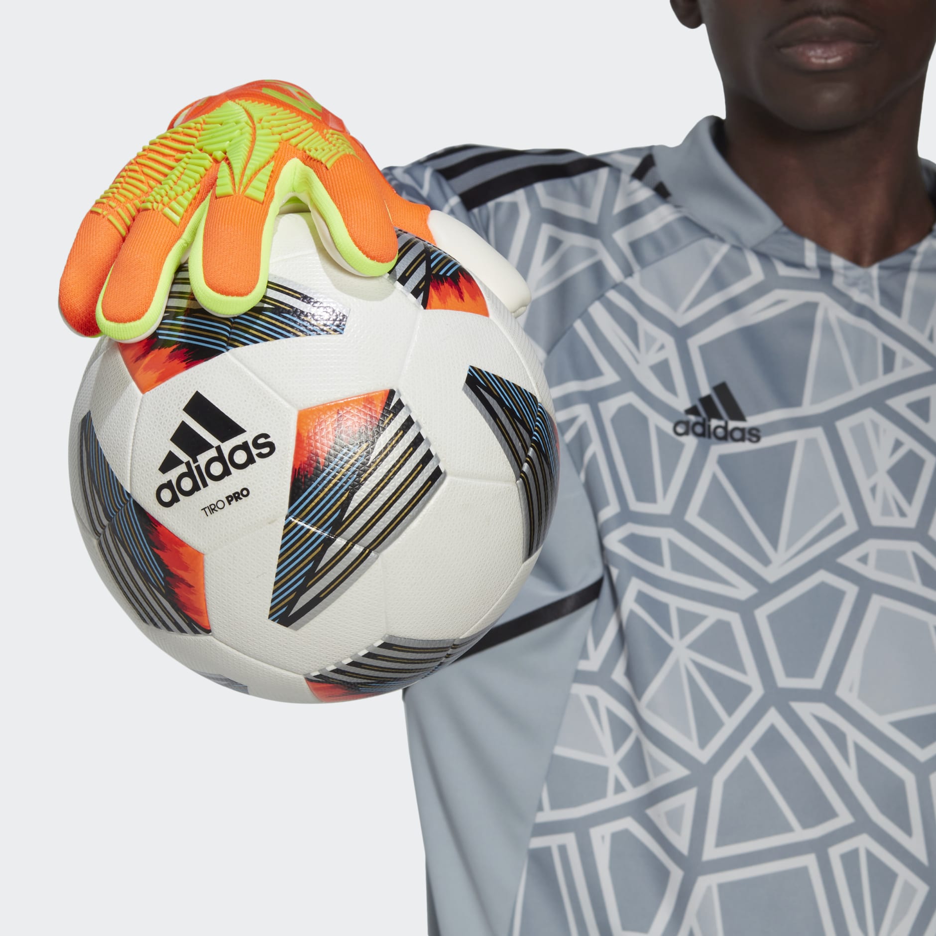 قفازات Predator Edge Pro