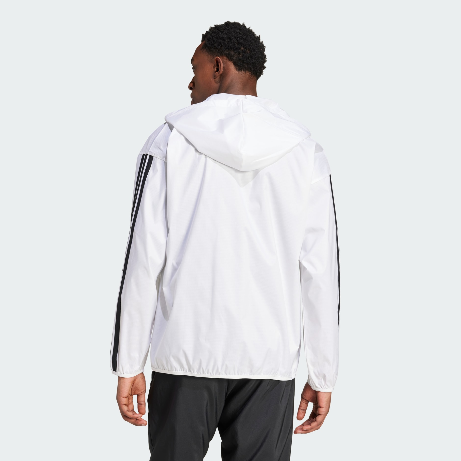 Essential 三間防撕裂風褸