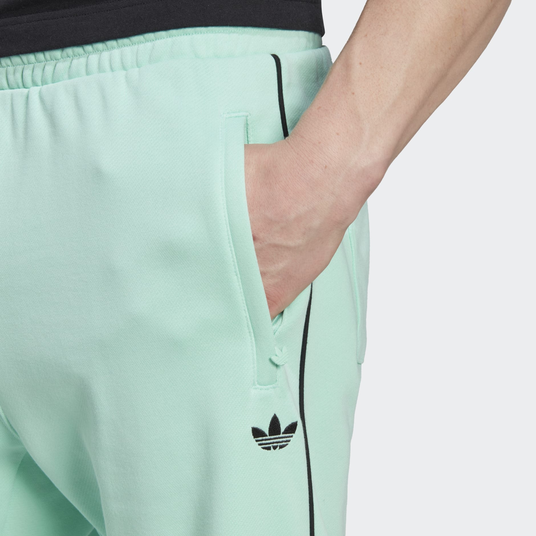 Clothing - Adicolor Seasonal Archive Sweat Pants - Green | adidas South ...