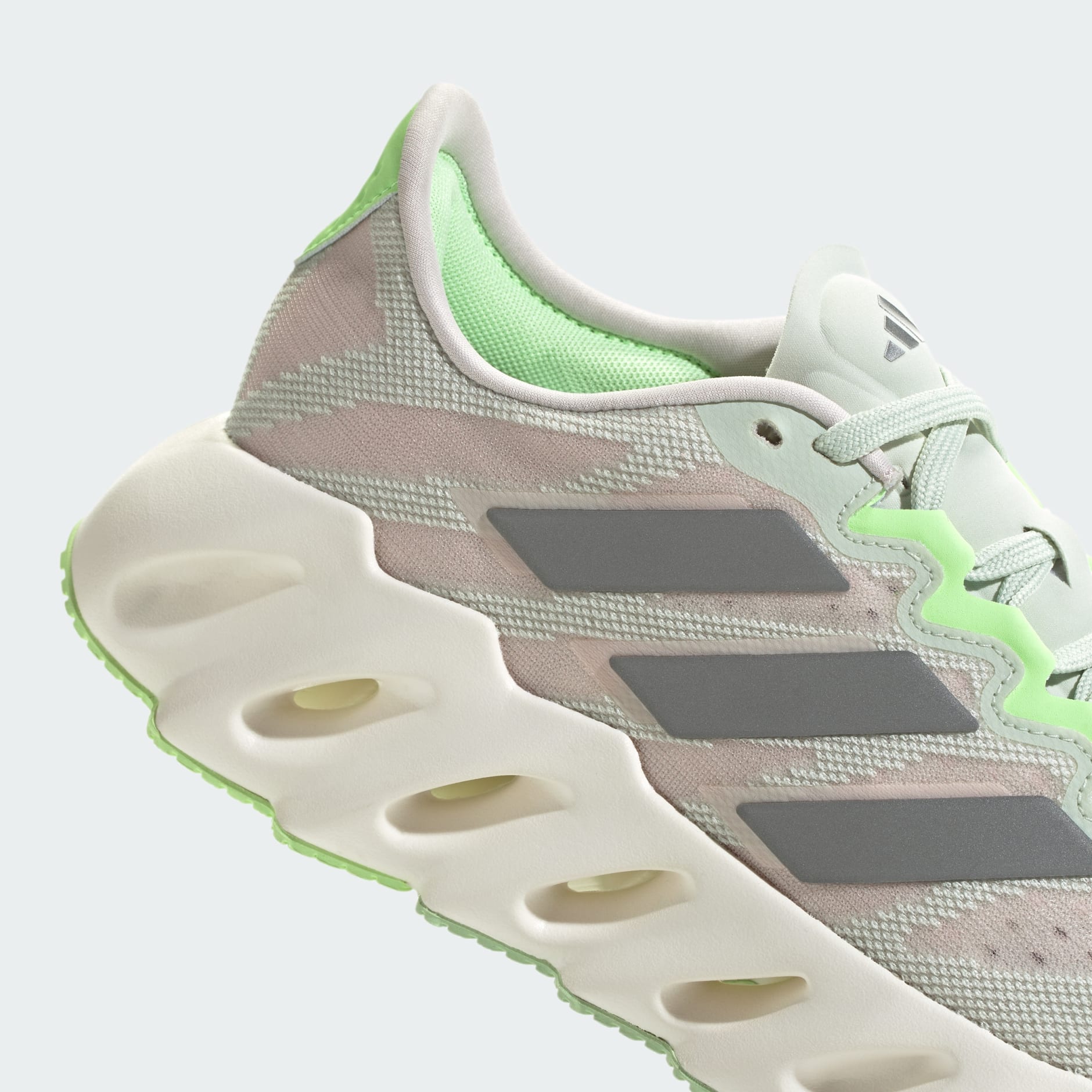 Tenis de Running Switch FWD
