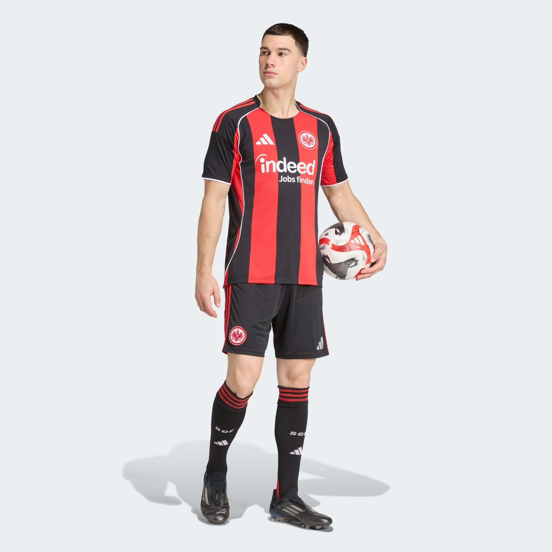 Tricou Eintracht Frankfurt 25/26 pentru meciuri pe teren propriu