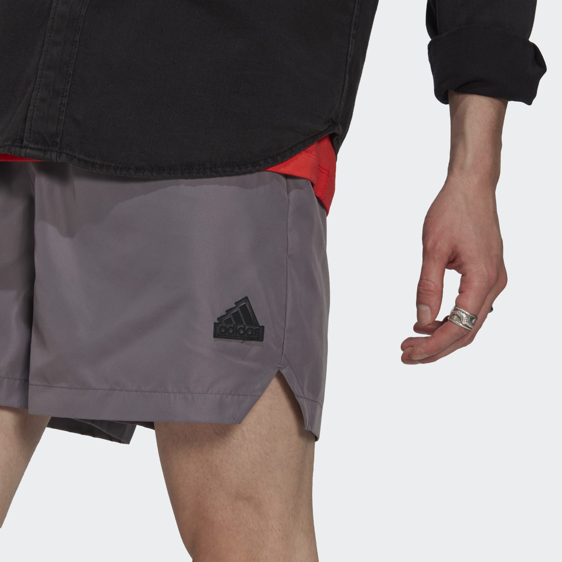 Shorts Tech