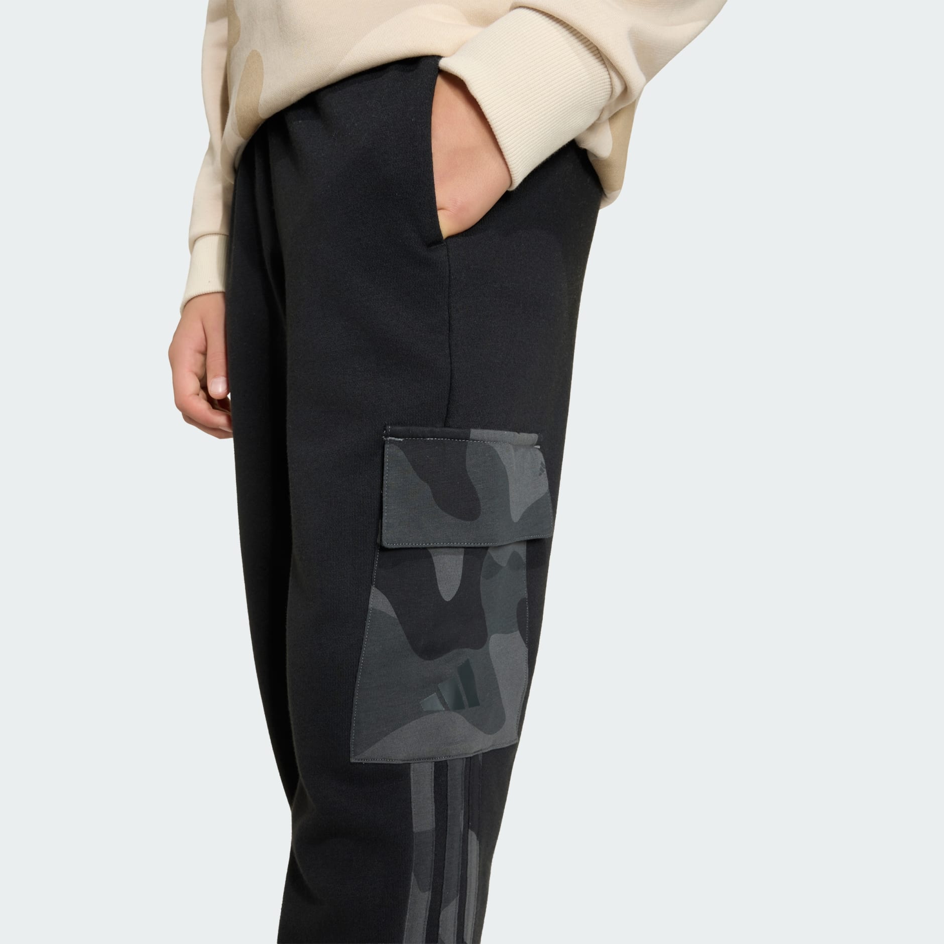 SEASONALS CAMO PANTS