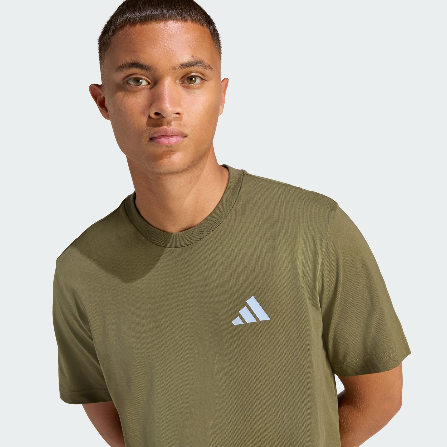 OUTDOOR MOUNTAIN BIKING GRAPHIC T-SHIRT