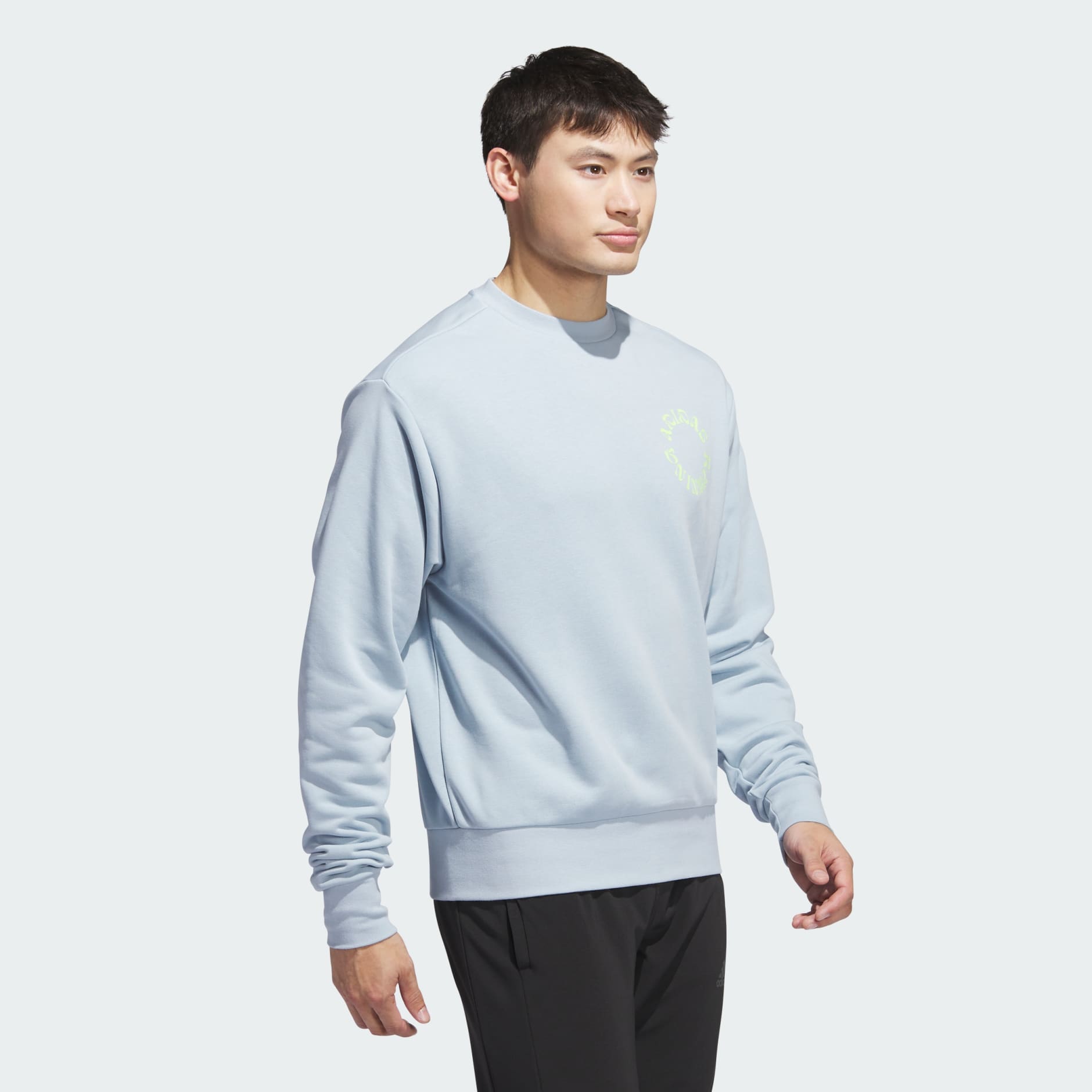 Nike graphic crew outlet sweatshirt