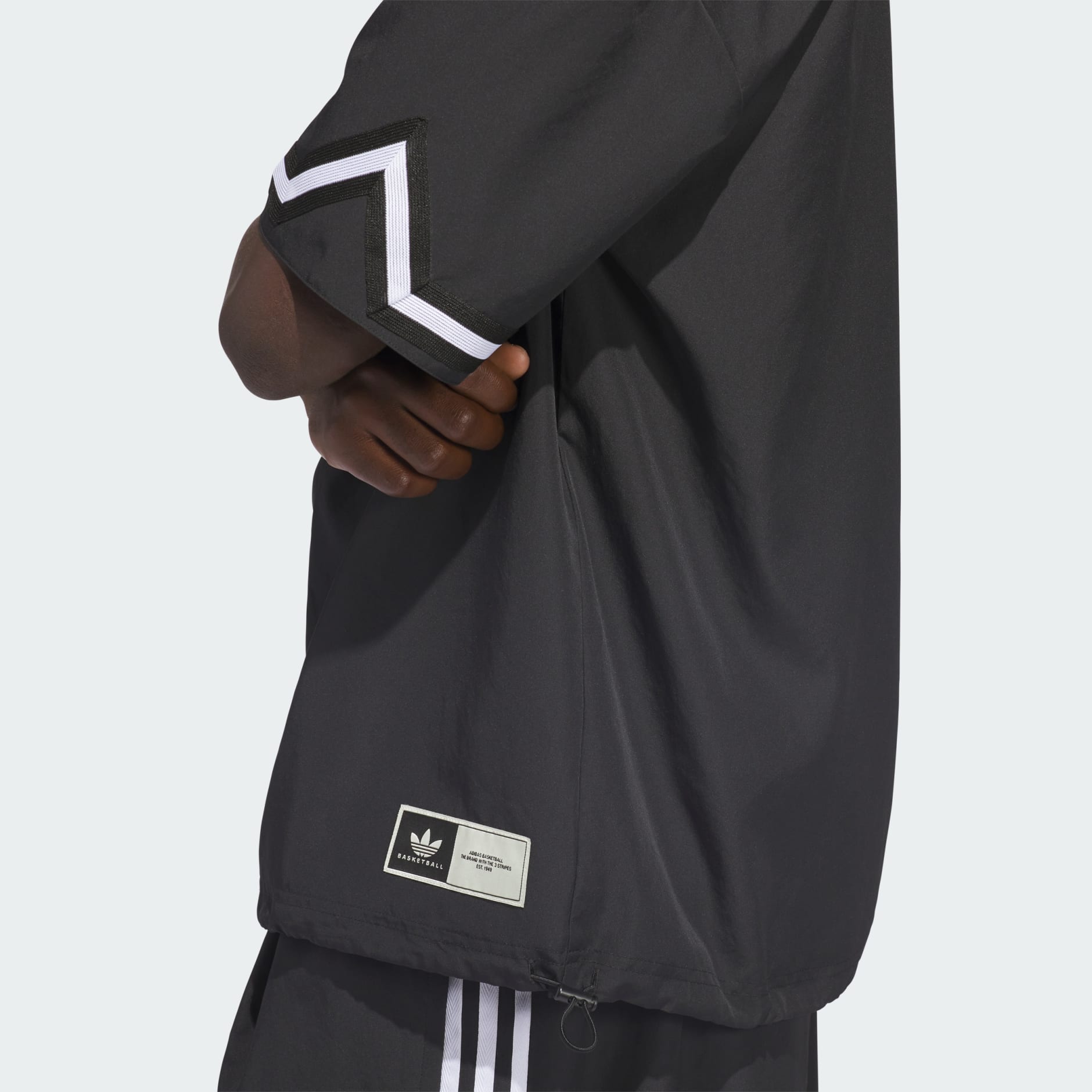 ORIGINALS BASKETBALL STAR WARM UP TOP