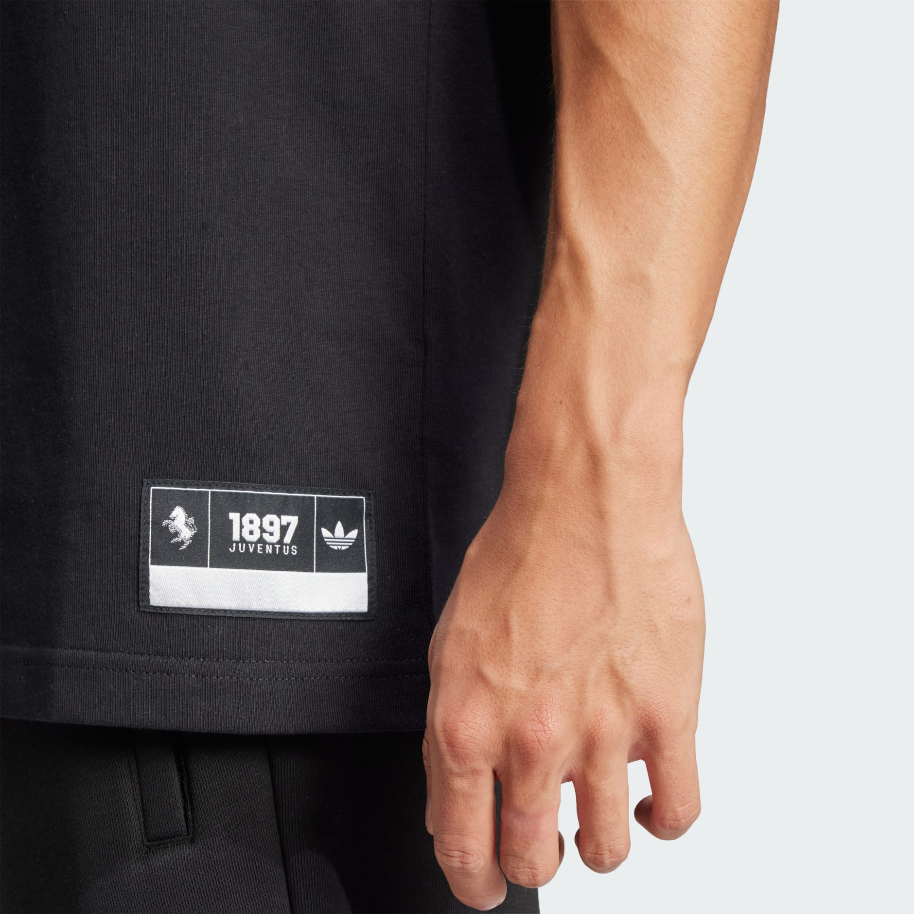 Juventus VRCT Tee - Black | adidas Hong Kong