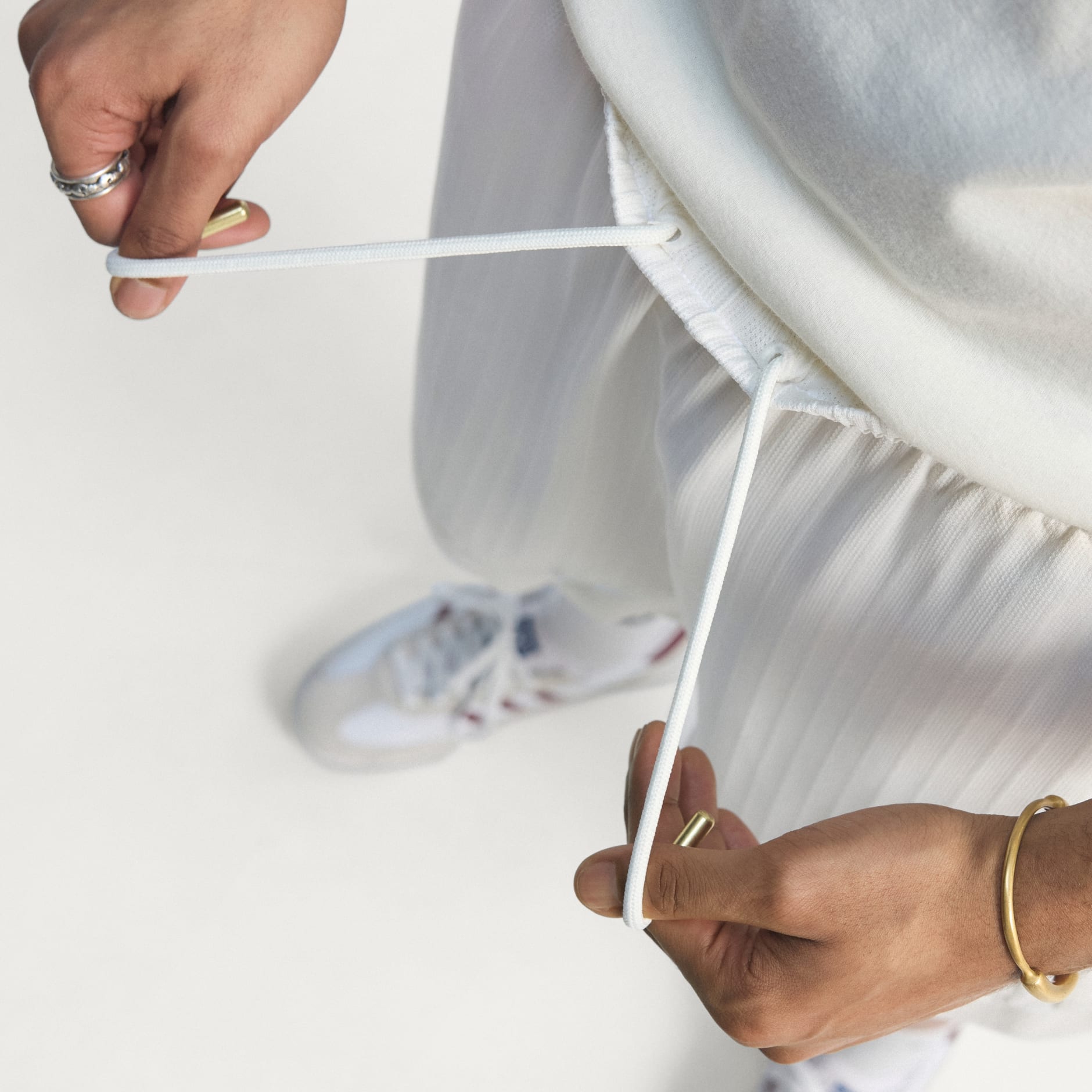 PANTALONI SCURȚI 98