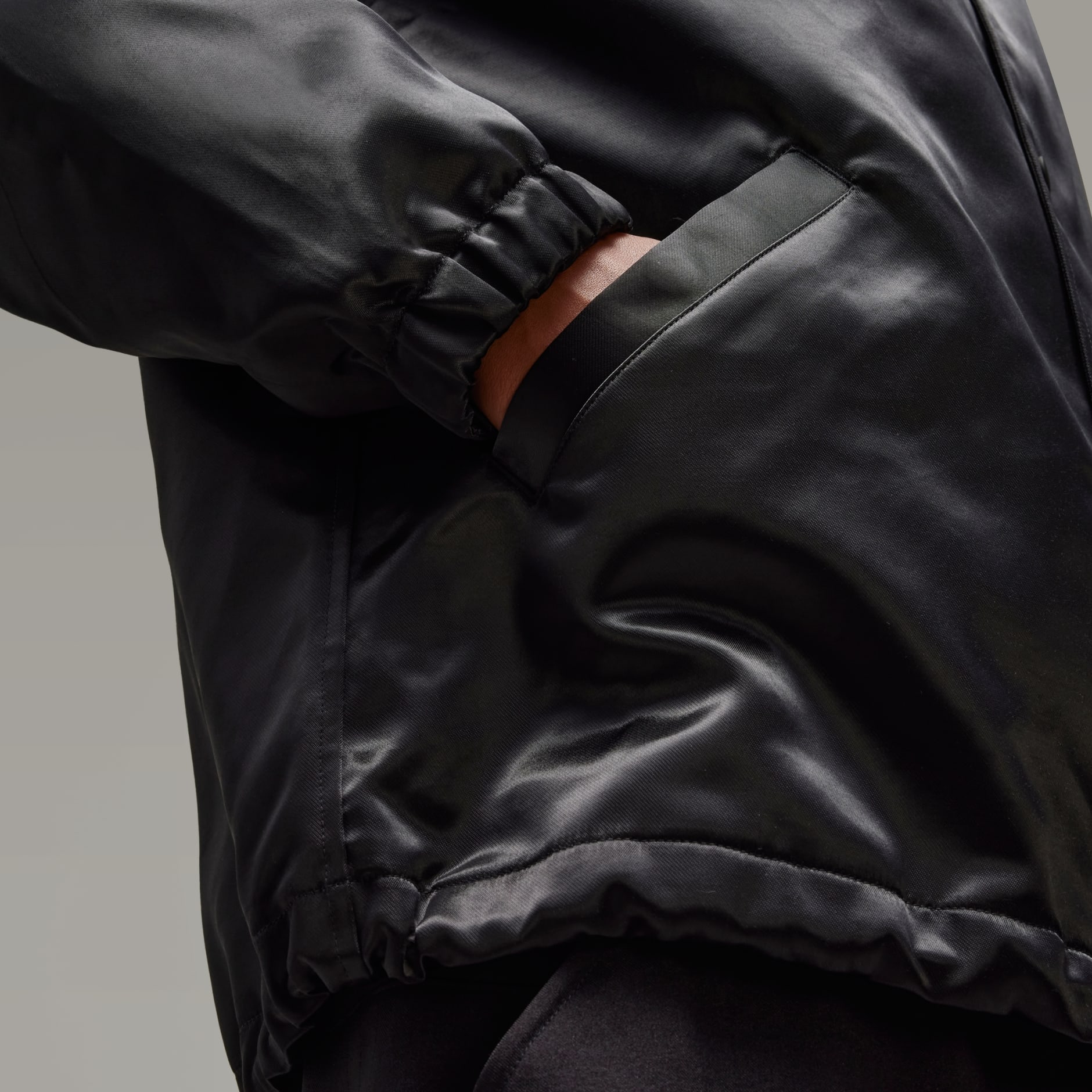 Y-3 JN4985BLACK 関税送料込 adidas Y-3 Graphic Coach Jacket - Black | Free Shipping with