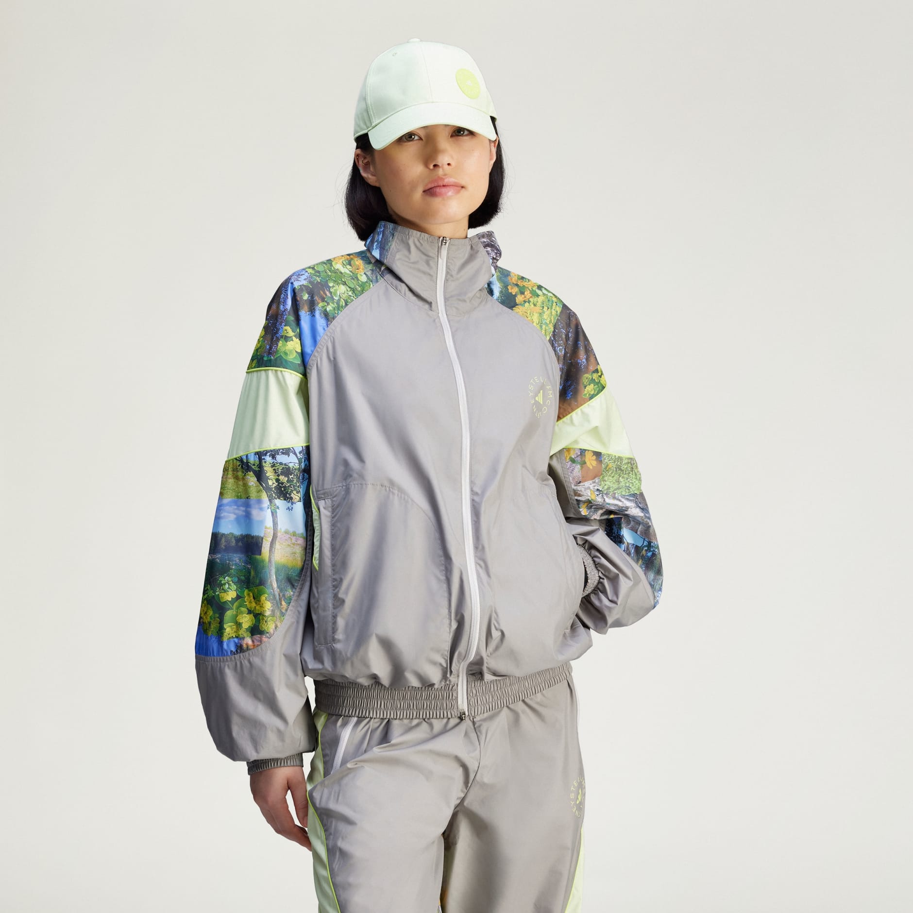 人気激安 Stella by adidas adidas McCartney Track Woven Collage Earth ウォーキング・ランニングウェア
