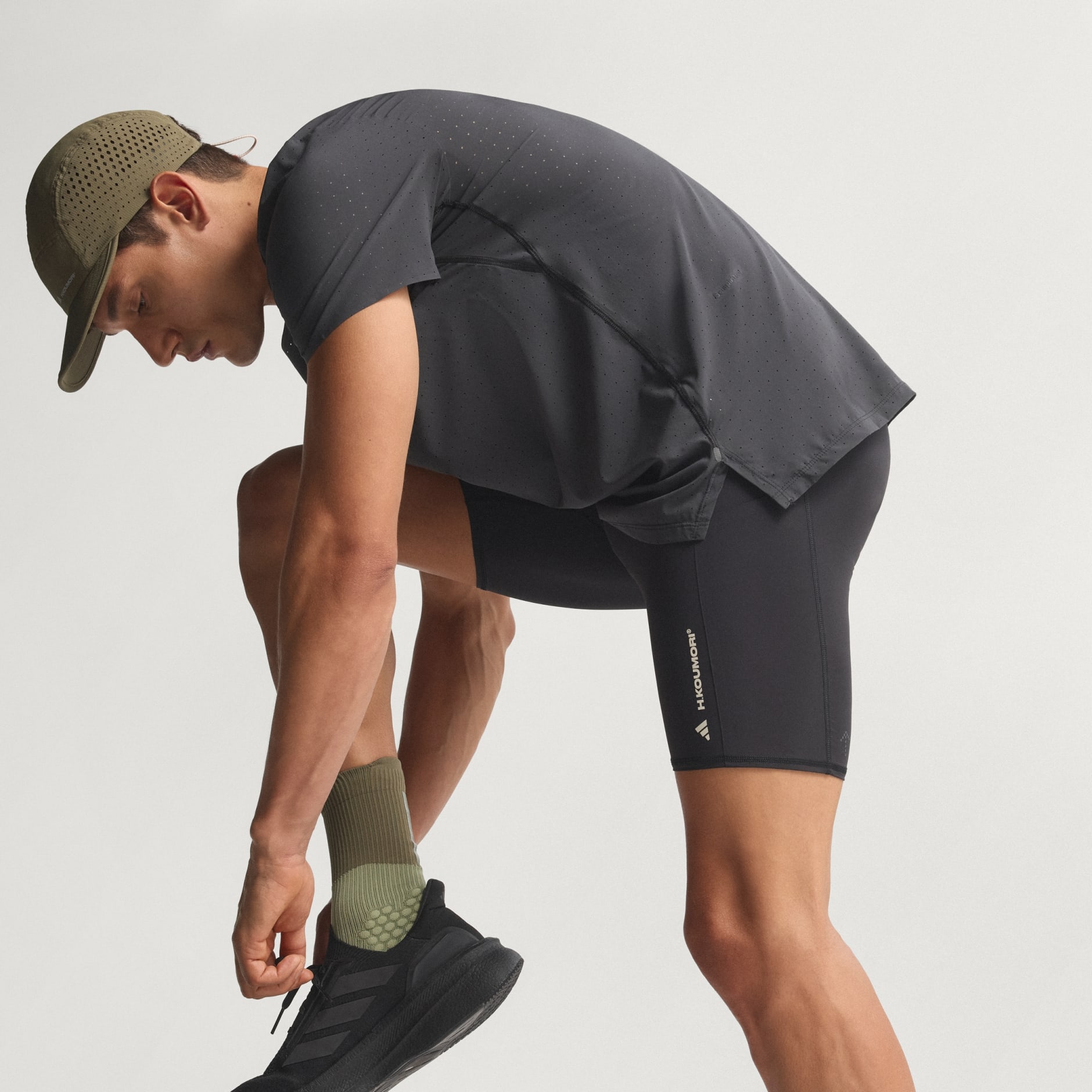 Colanți scurți adi365 Hermanos Kourmori