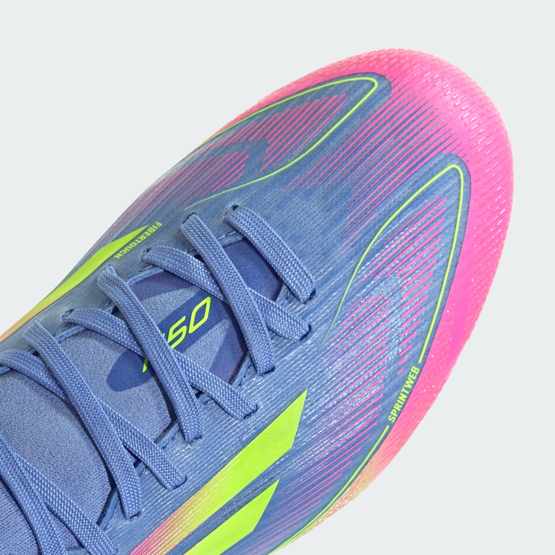 Guayos F50 Pro Mid Terreno Firme