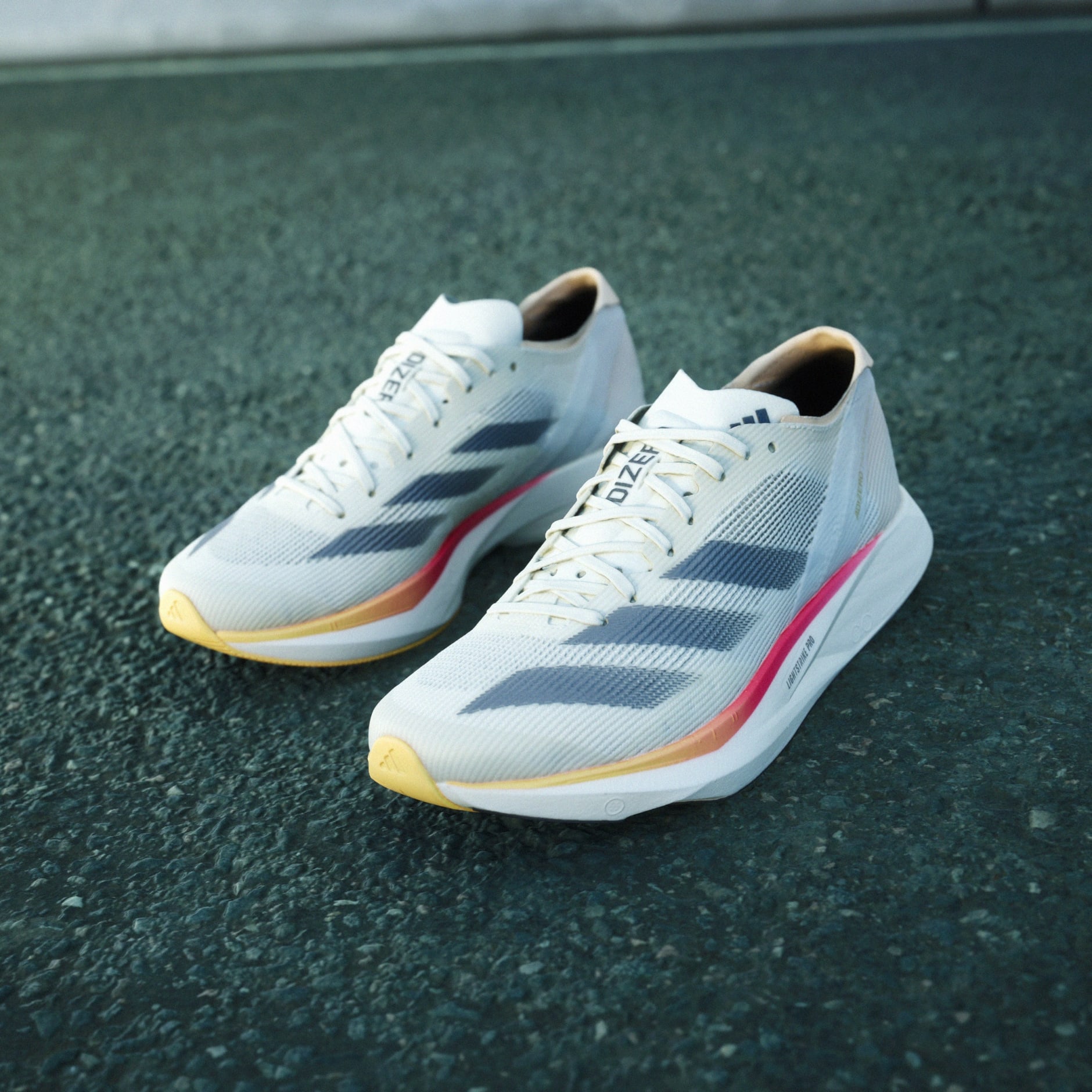 Tenis Adizero Takumi Sen 10