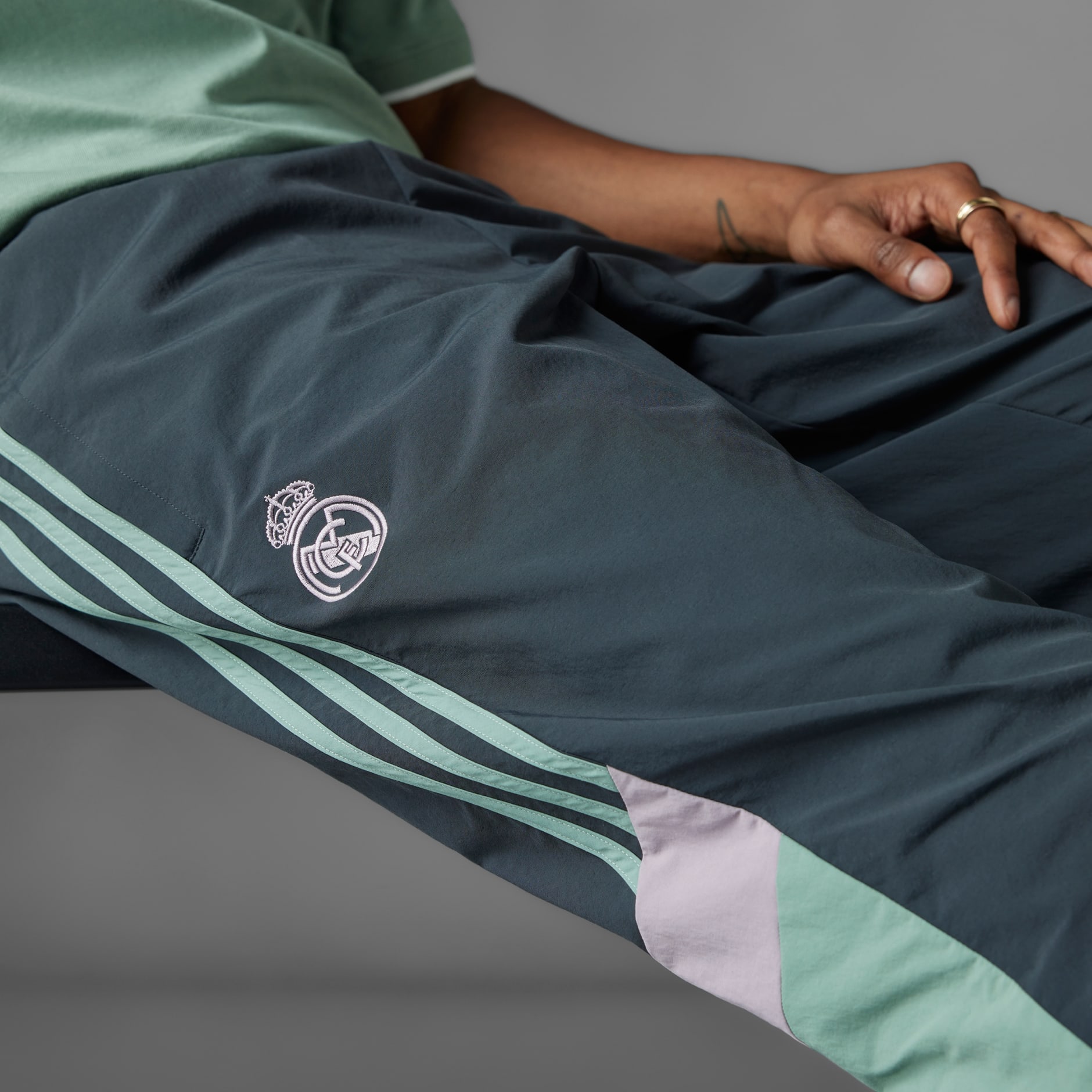 Donji dio trenirke Real Madrid Seasonal