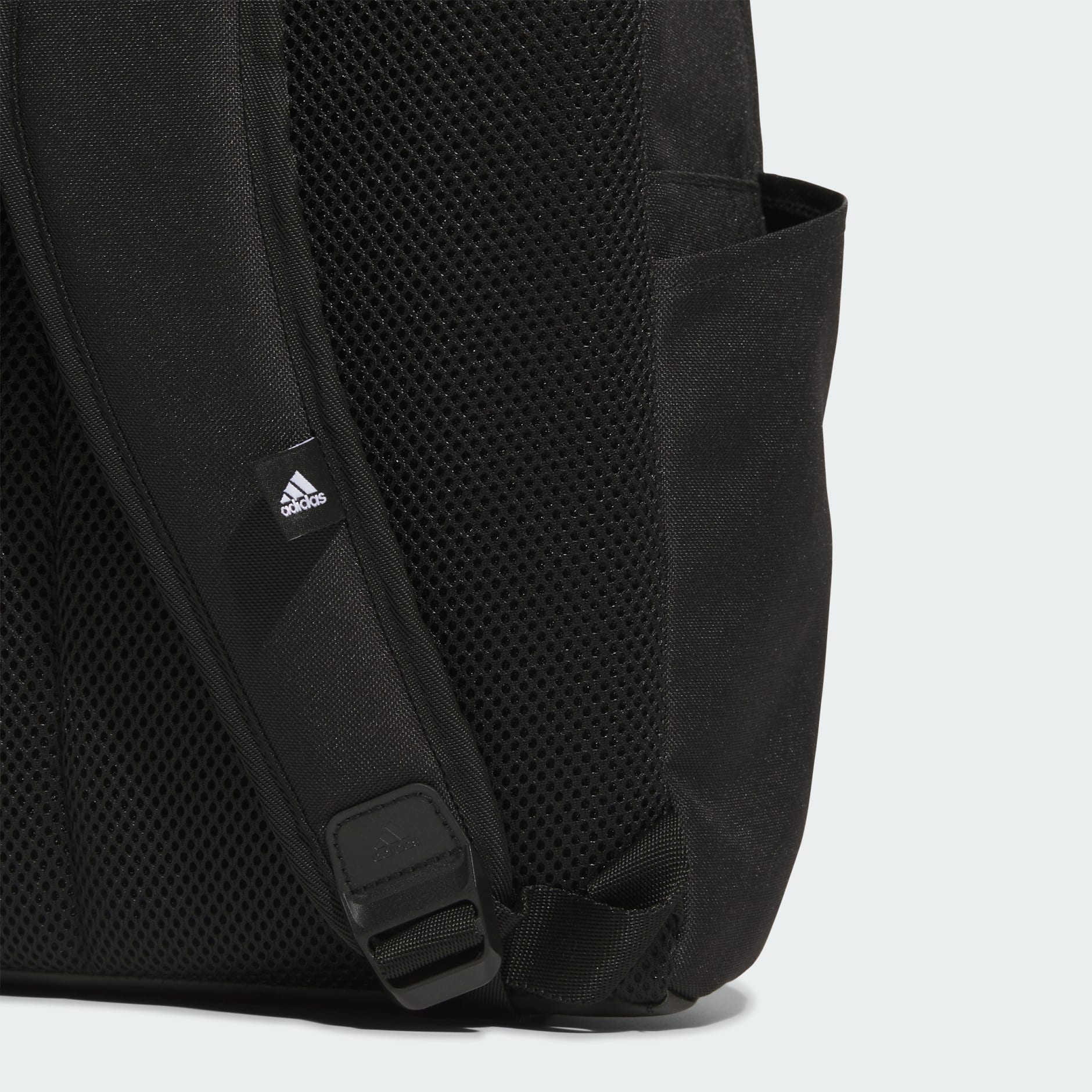 Essentials Backpack Classic