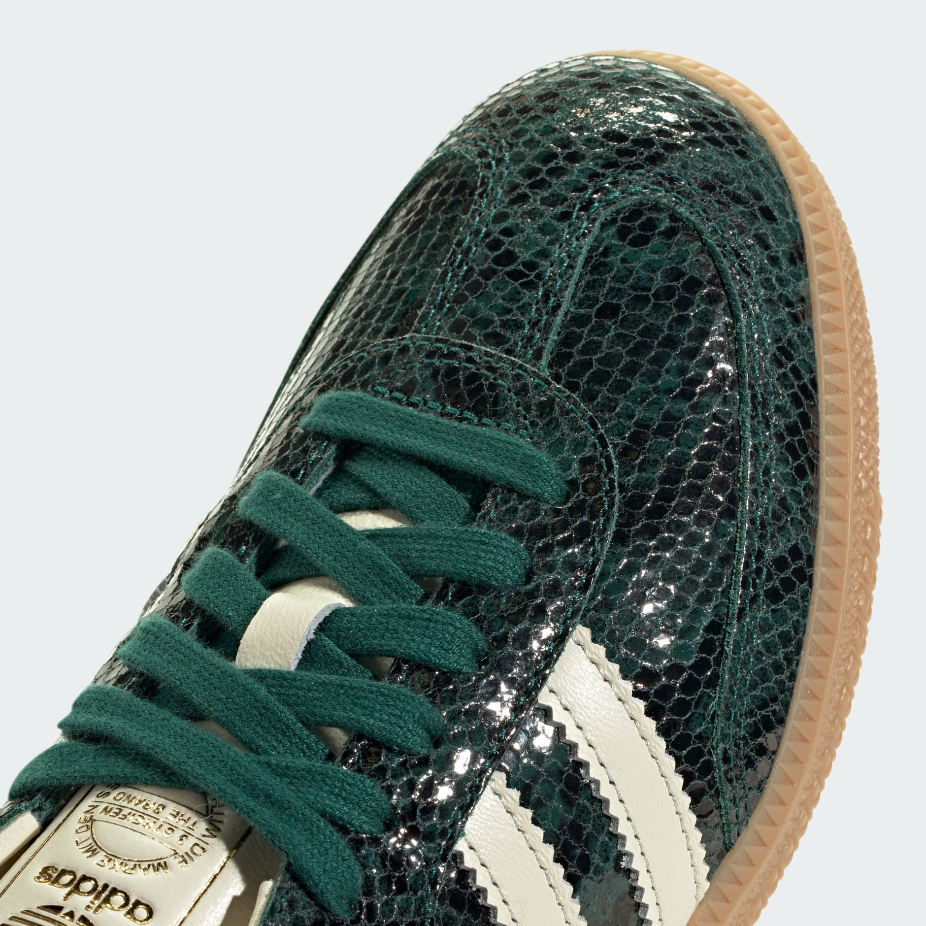 靴 adidas SAMBA OG adidas Originals Women's Samba OG Collegiate Green Gum